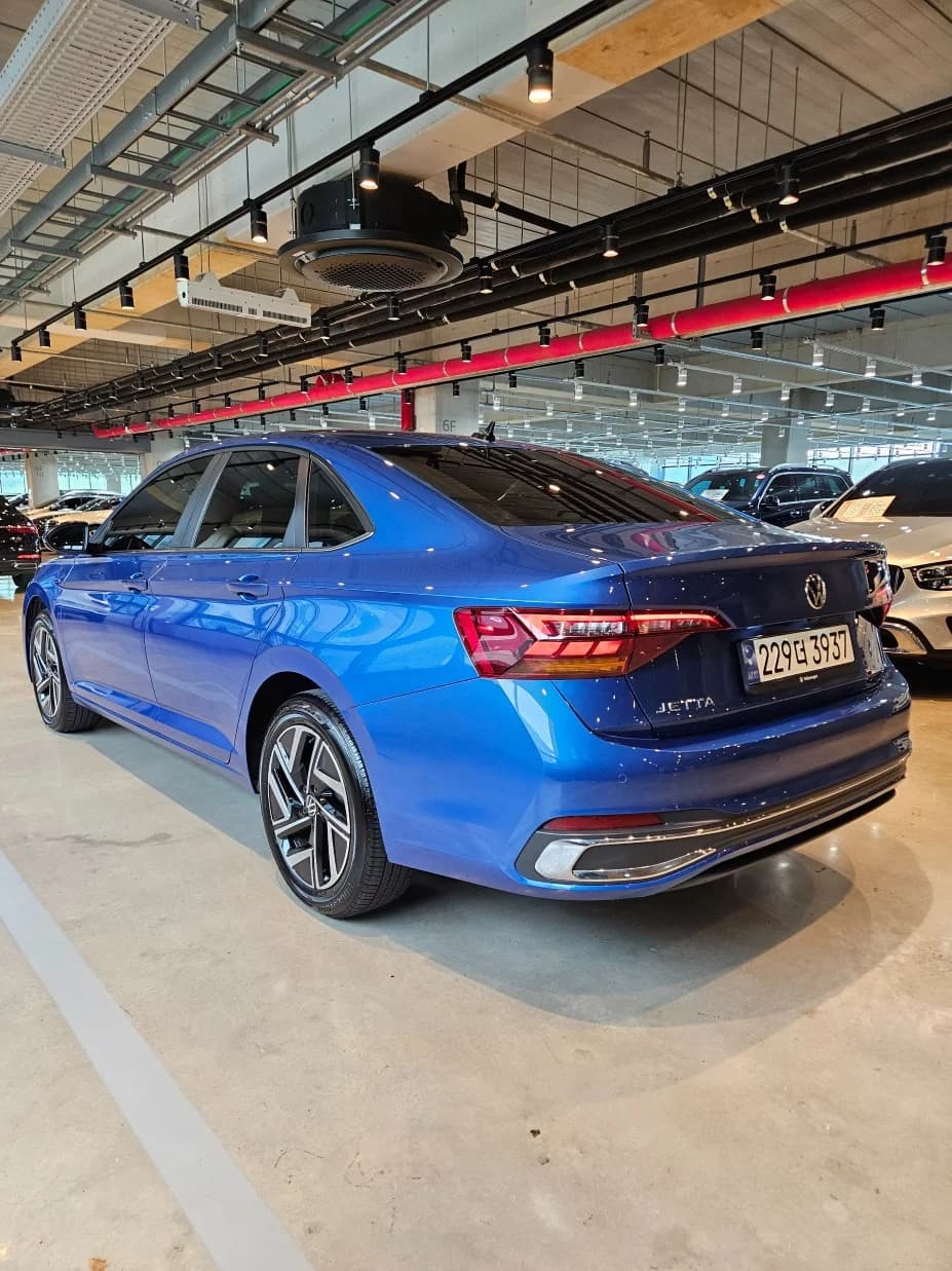Volkswagen JETTA 1.5 TSI Prestige, 2023 г. 7095 км. — фото 6