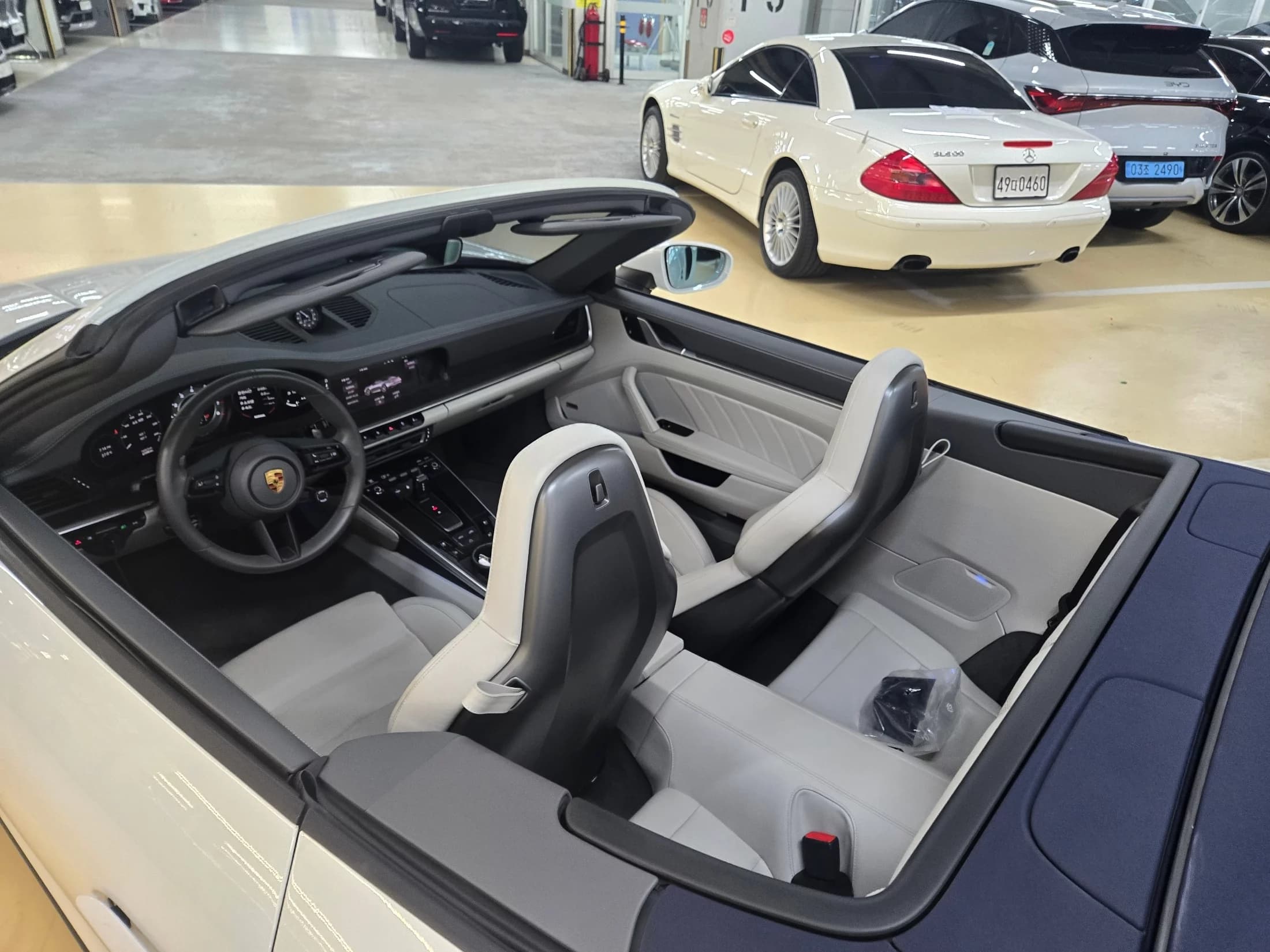 Porsche 911 Turbo S Cabriolet 991, 2021 г. 47604 км. — фото 4