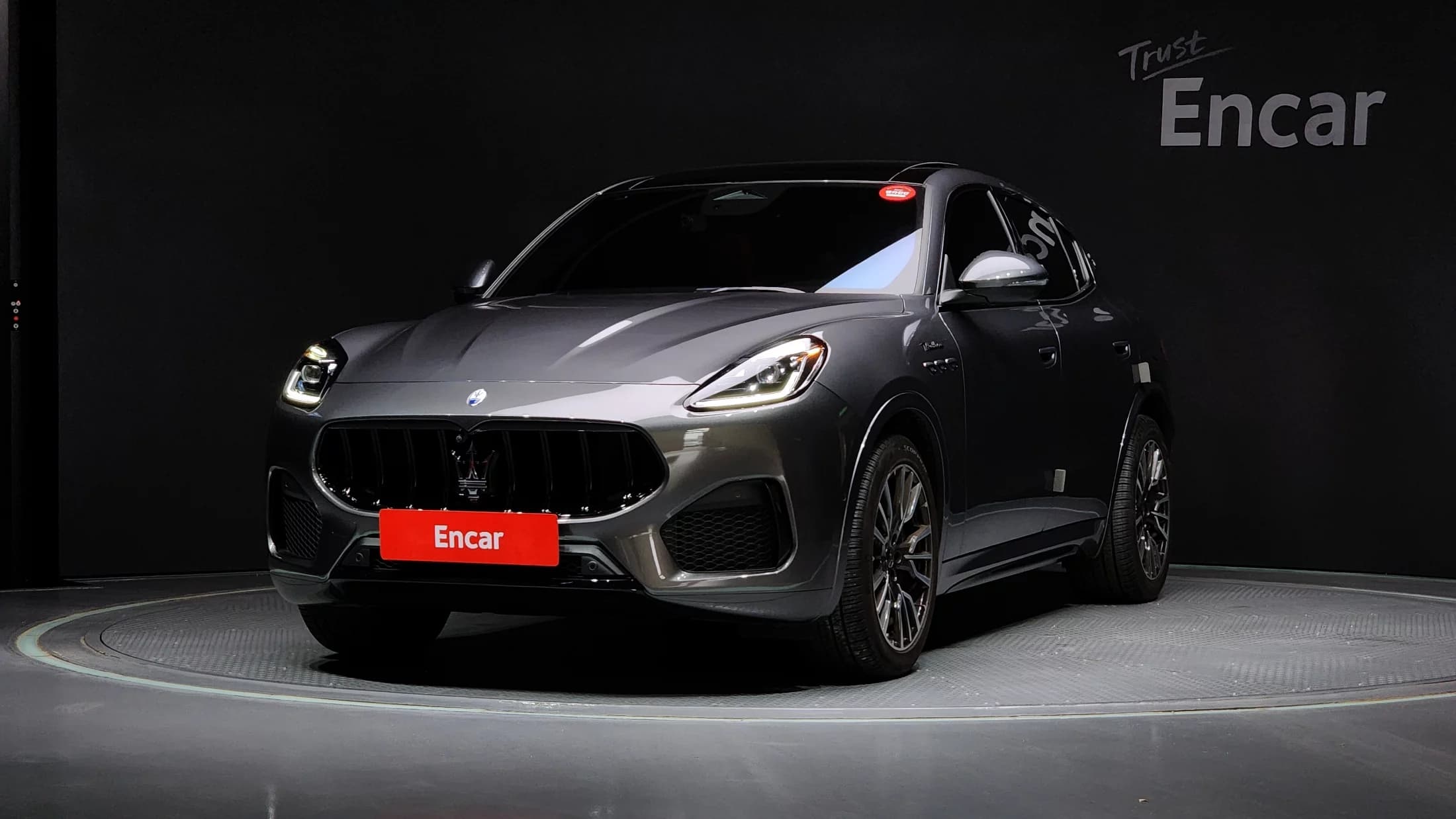 Maserati GRECALE 2.0 AWD Modena, 2023 г. 30196 км.