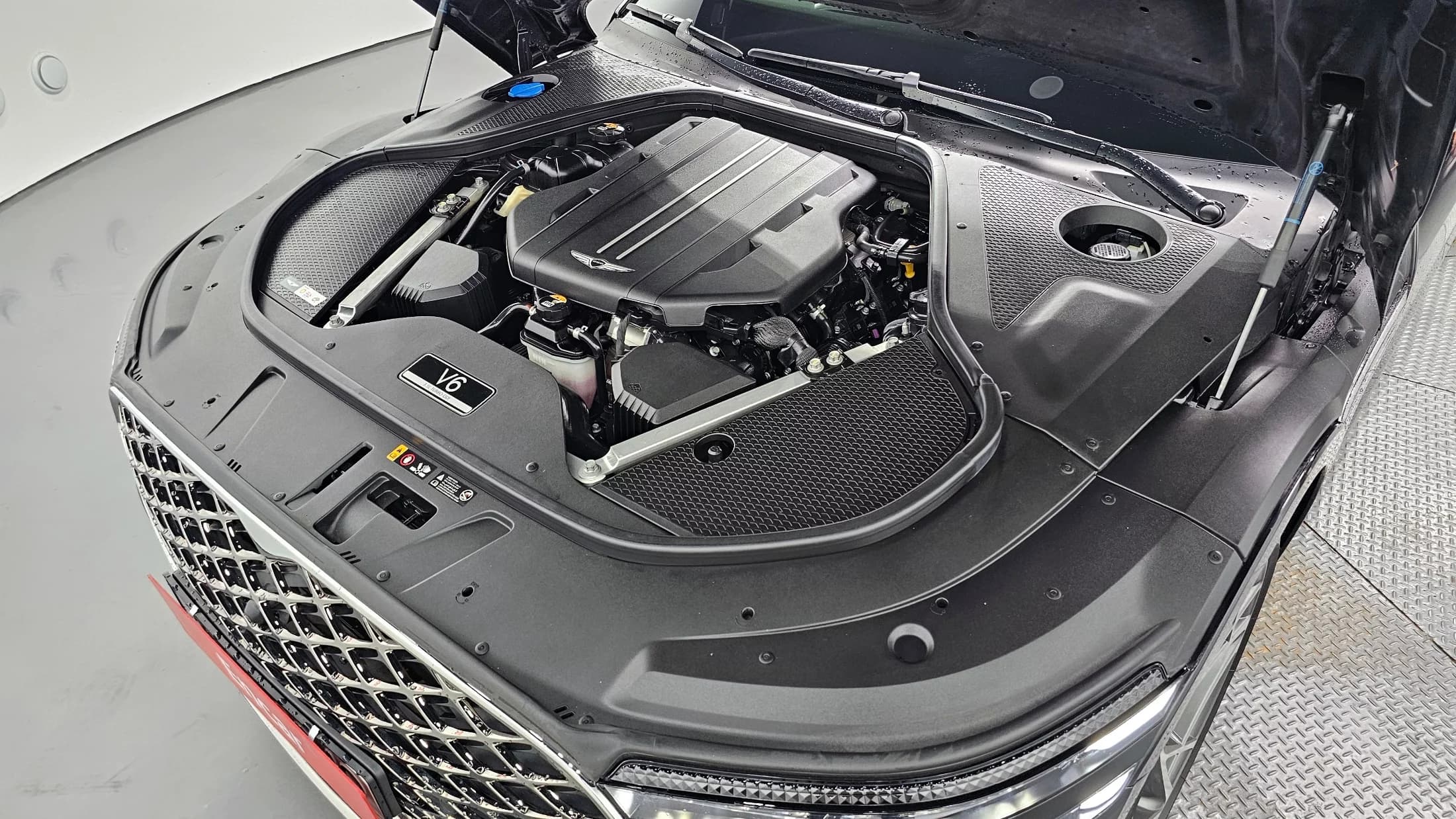 Genesis G90 Gasoline 3.5 Turbo 2WD, 2023 г. 91670 км. — фото 6