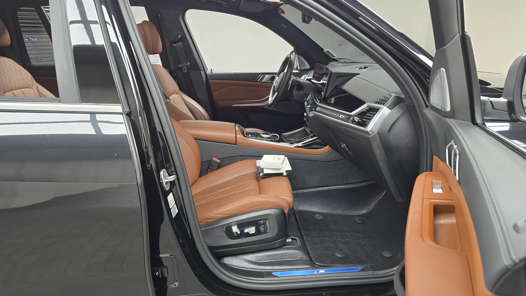 BMW X7 xDrive 40i M Sport 6STR, 2023 г. 19116 км. — фото 11