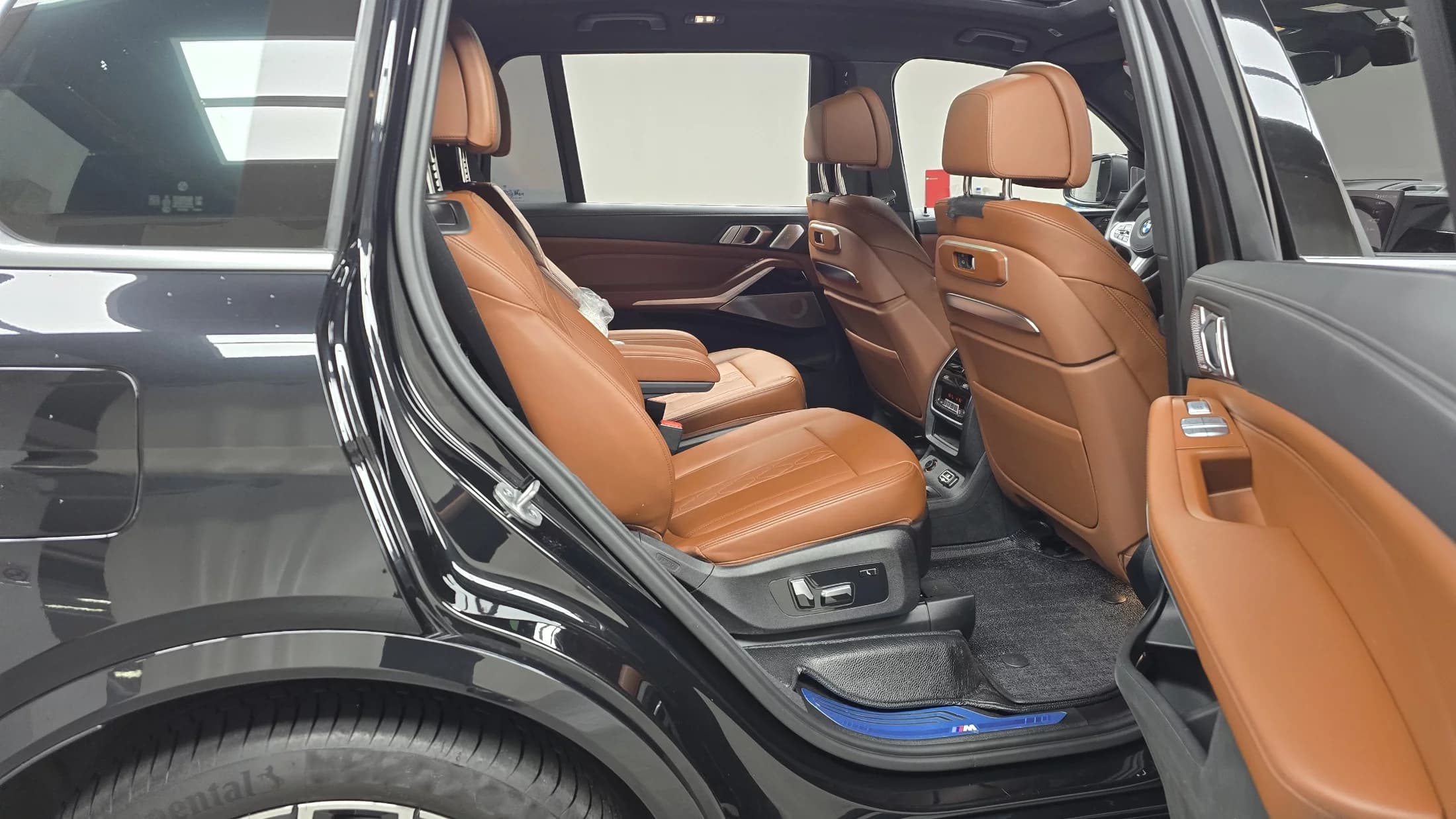 BMW X7 xDrive 40i M Sport 6STR, 2023 г. 19116 км. — фото 12