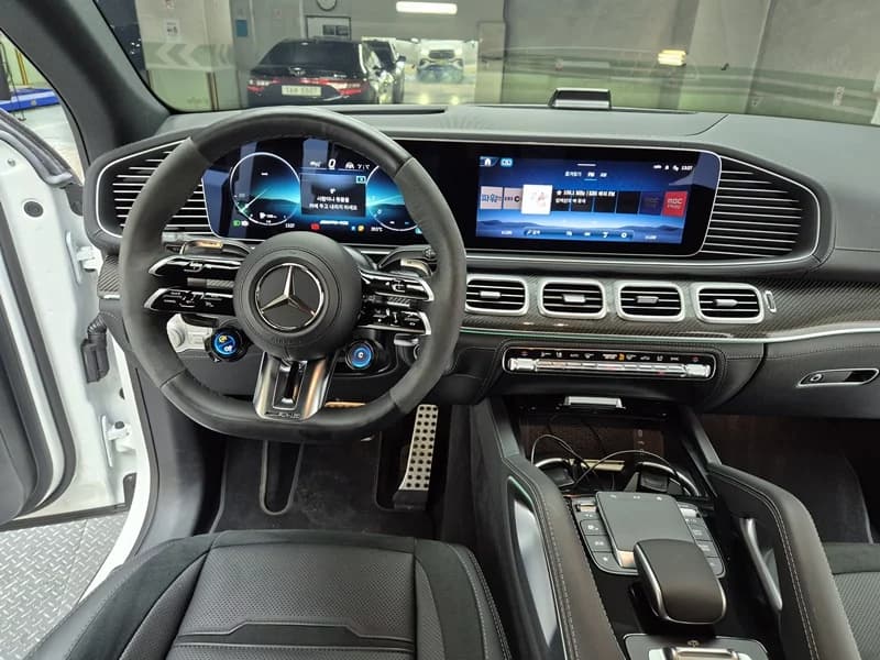 Mercedes-Benz GLE-Class AMG GLE53 4MATIC+ Coupe, 2024 г. 31547 км. — фото 7