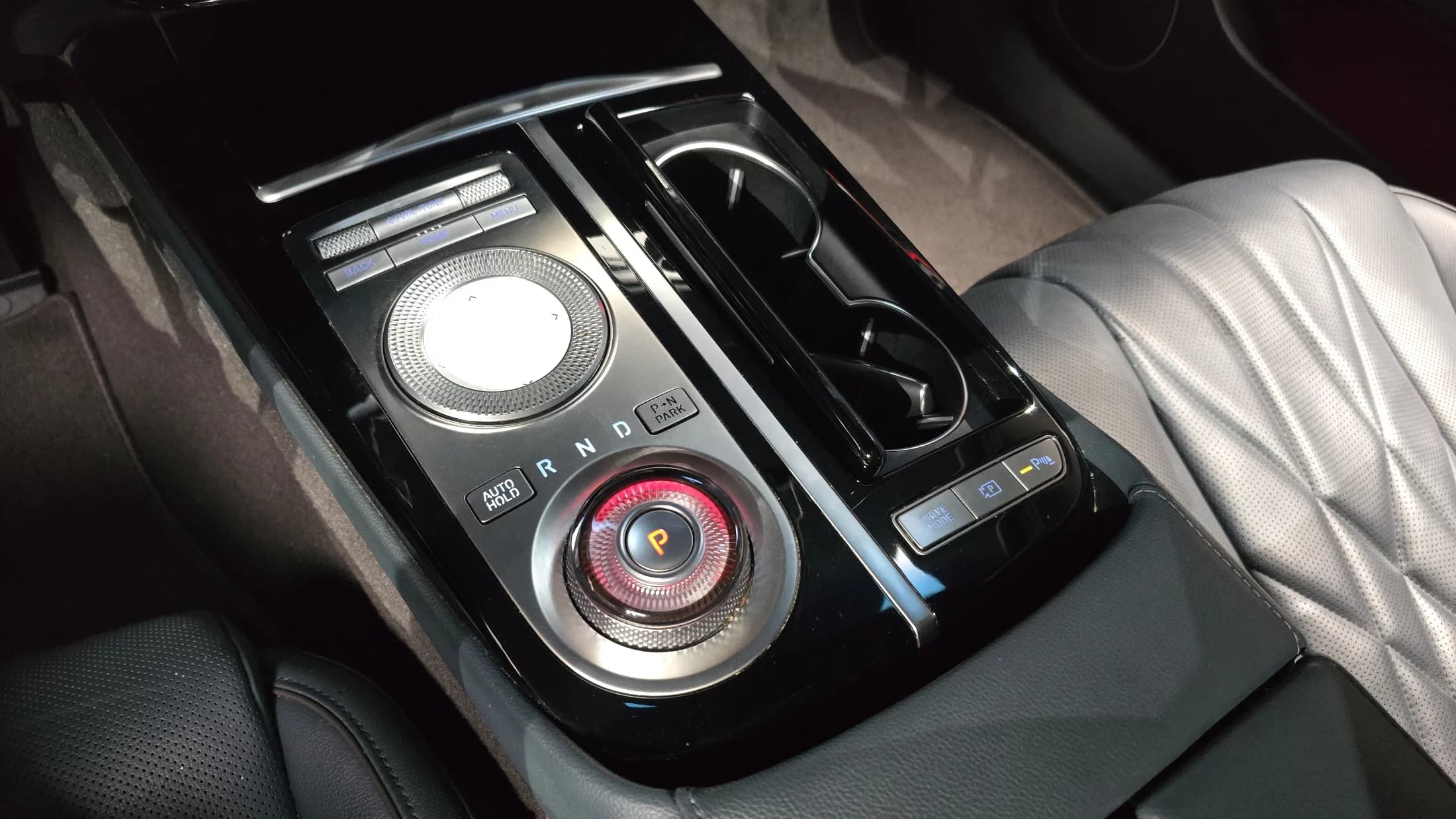 Genesis G80 Gasoline 2.5 Turbo AWD, 2021 г. 74458 км. — фото 9