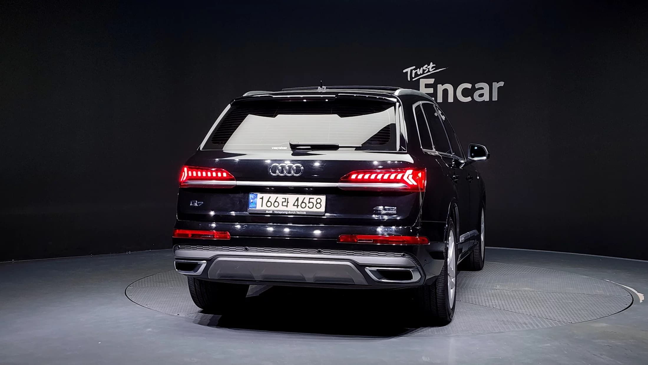Audi Q7 45 TDI Quattro Premium, 2023 г. 37860 км. — фото 4