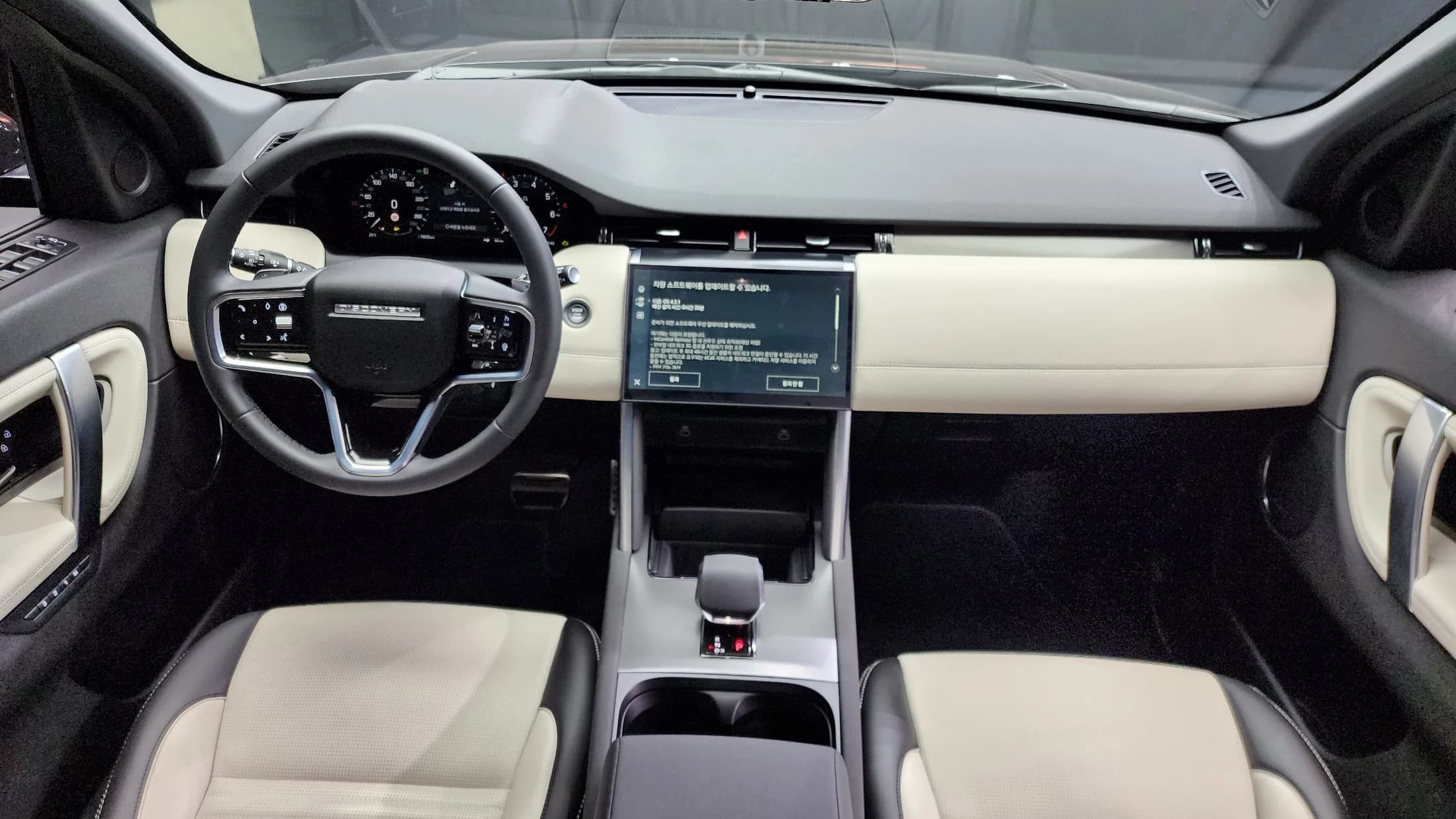 Land Rover DISCOVERY SPORT P250 Dynamic SE, 2024 г. 19045 км. — фото 7