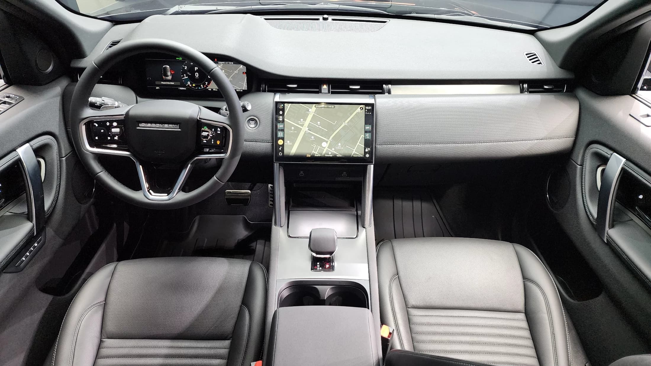 Land Rover DISCOVERY SPORT P250 Dynamic SE, 2024 г. 8222 км. — фото 7