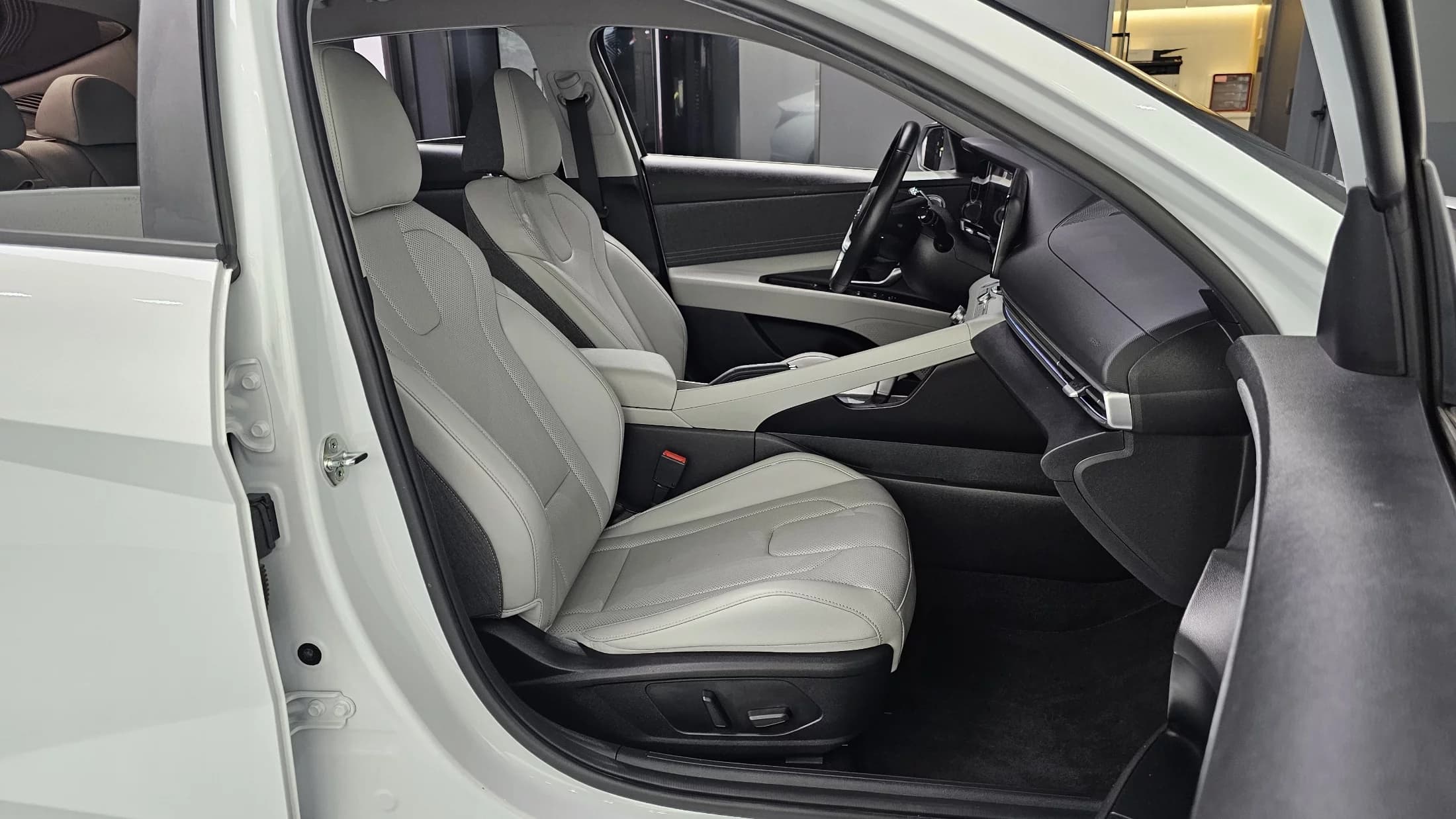 Hyundai AVANTE (Хендай Элантра) 1.6 Modern, 2022 г. 67056 км. — фото 10