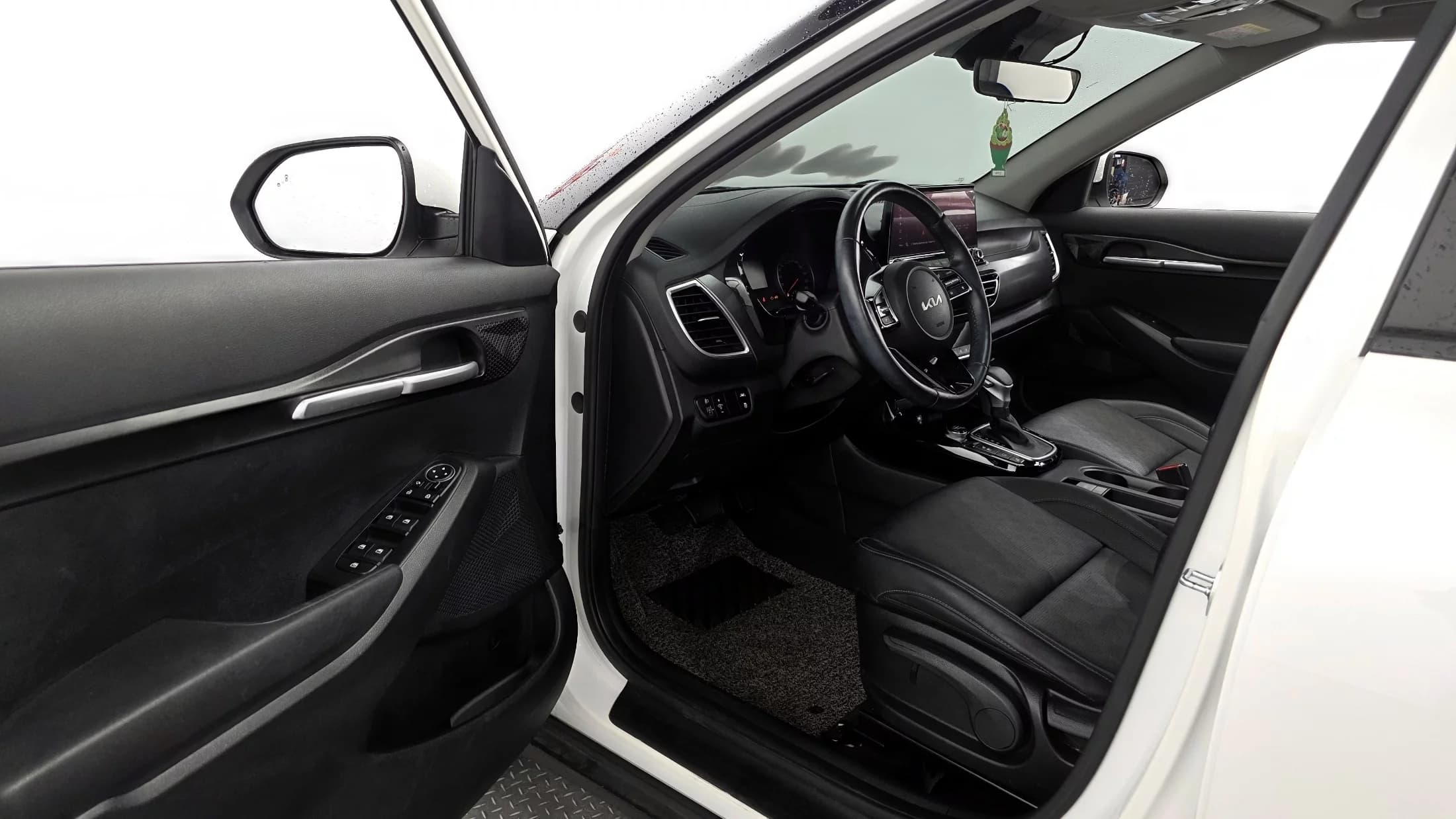 Kia Seltos Gasoline 1.6 Turbo 2WD Prestige, 2021 г. 43506 км. — фото 10