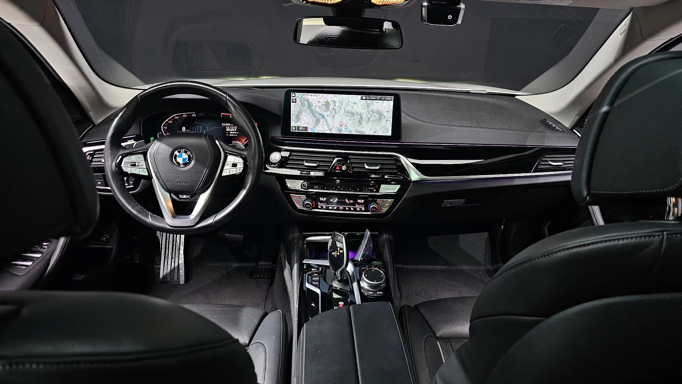 BMW 5-Series 530i Luxury, 2021 г. 48374 км. — фото 7
