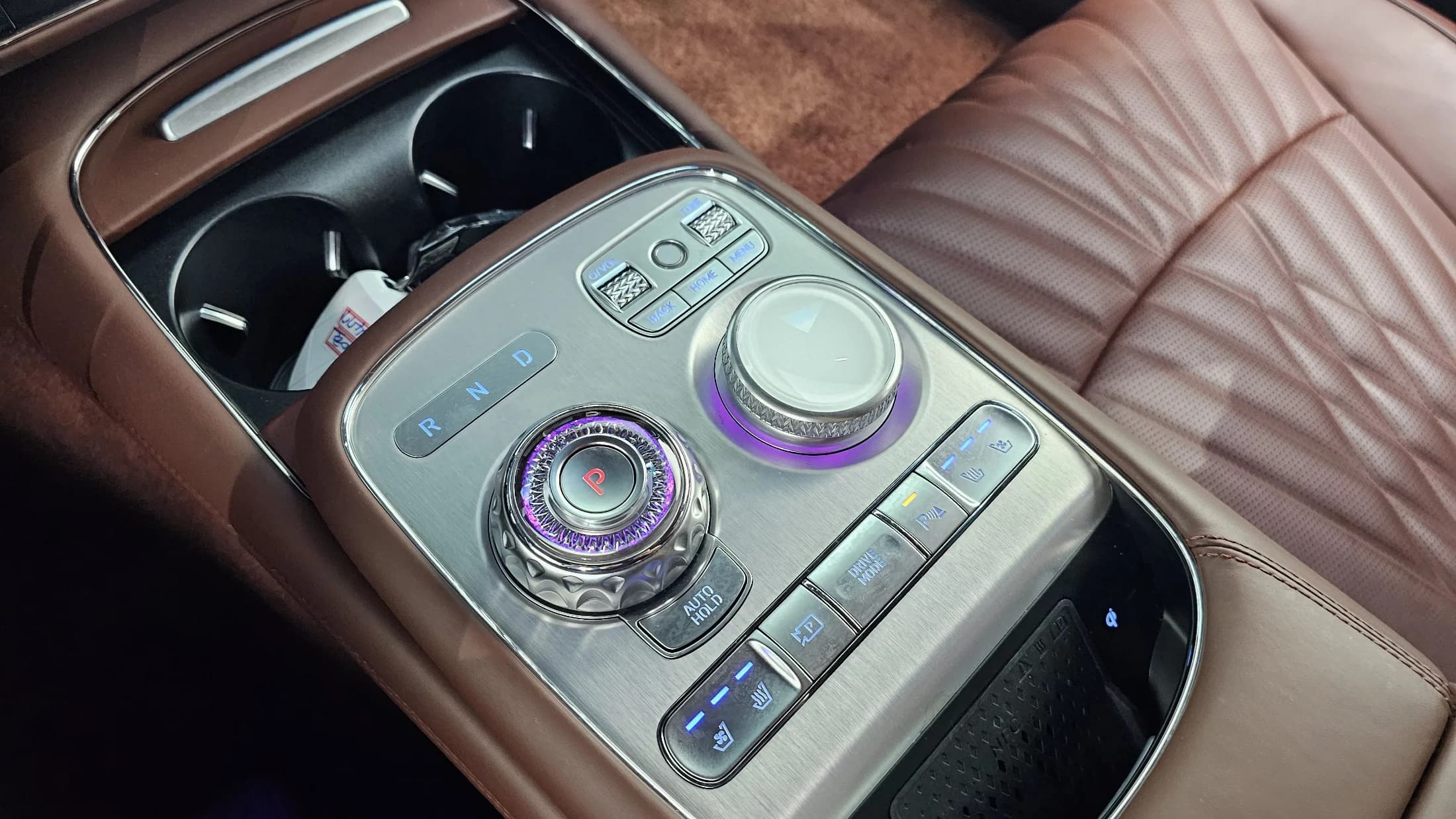 Genesis G90 Gasoline 3.5 Turbo AWD, 2022 г. 36081 км. — фото 9