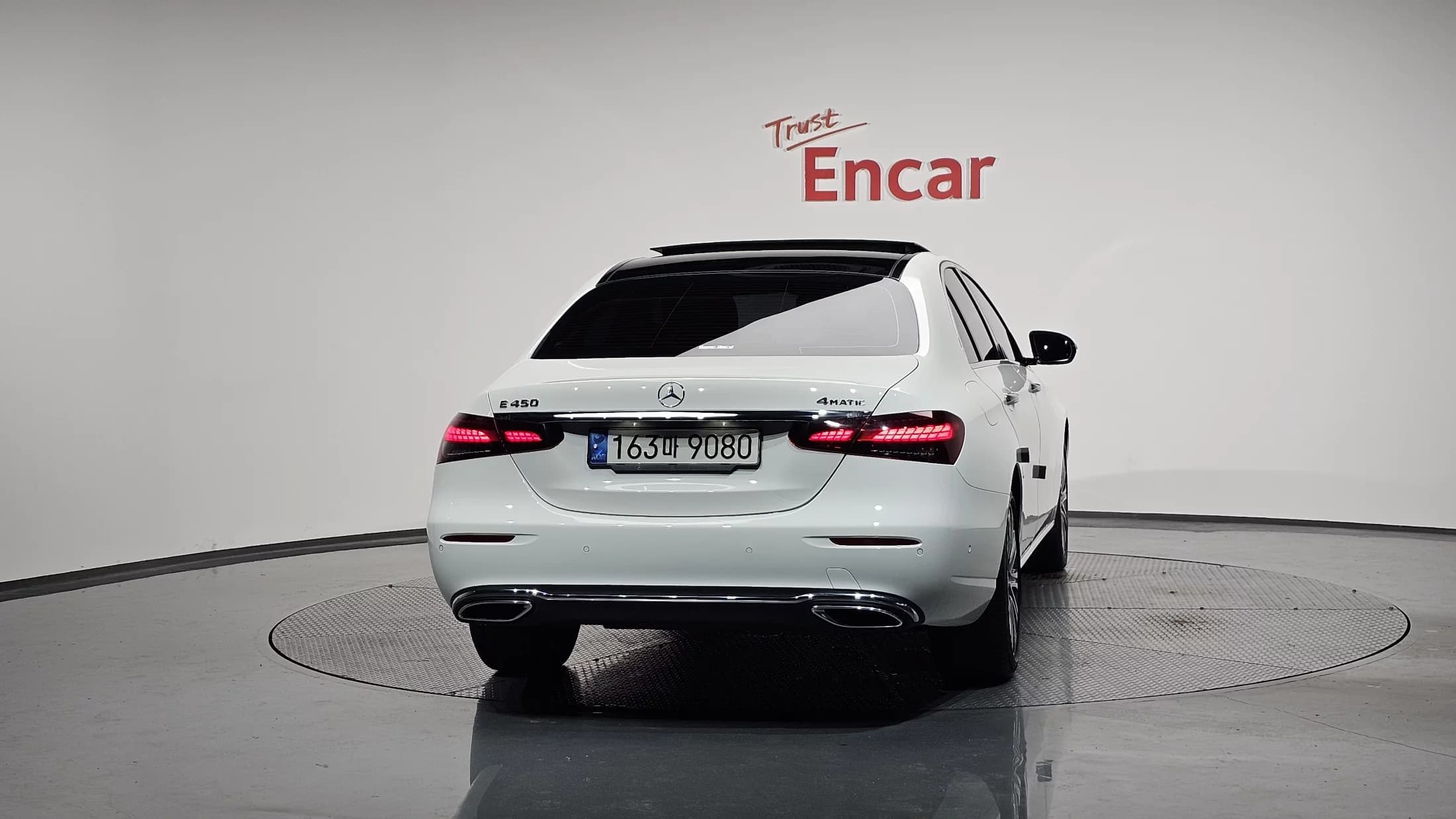 Mercedes-Benz E-Class E450 4MATIC Exclusive, 2021 г. 32231 км. — фото 4