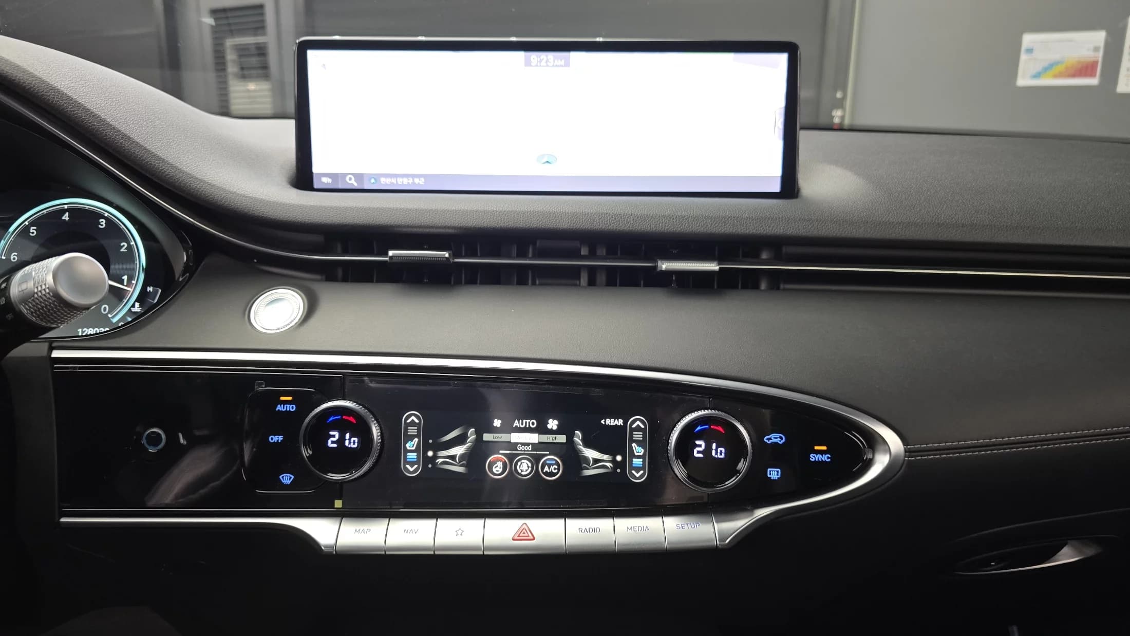 Genesis GV70 2.2 Diesel AWD, 2021 г. 128040 км. — фото 16