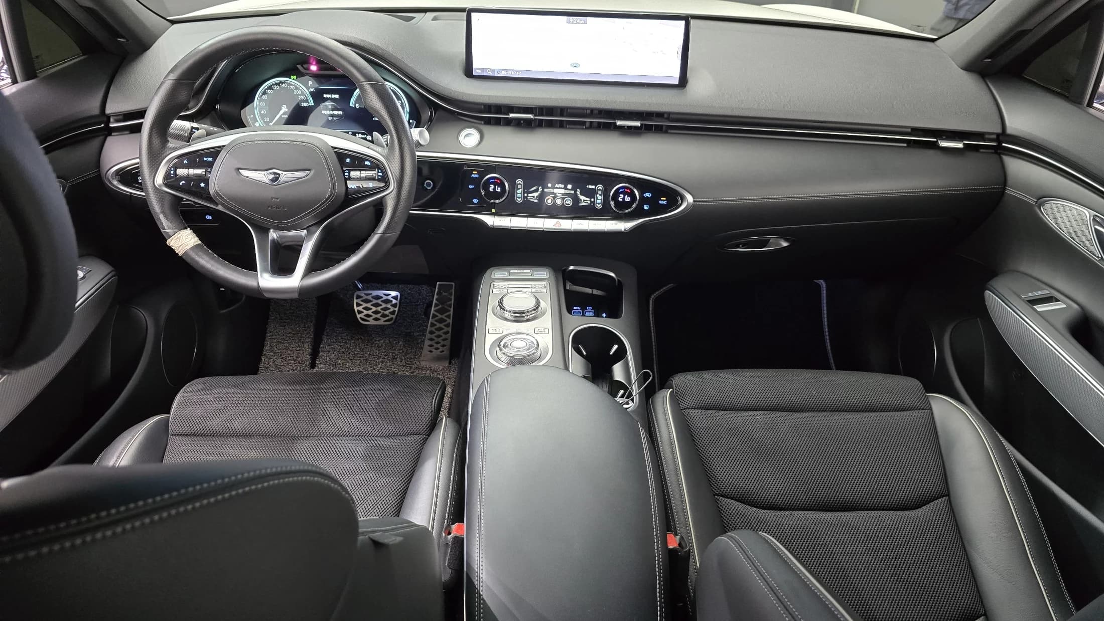 Genesis GV70 2.2 Diesel AWD, 2021 г. 128040 км. — фото 7
