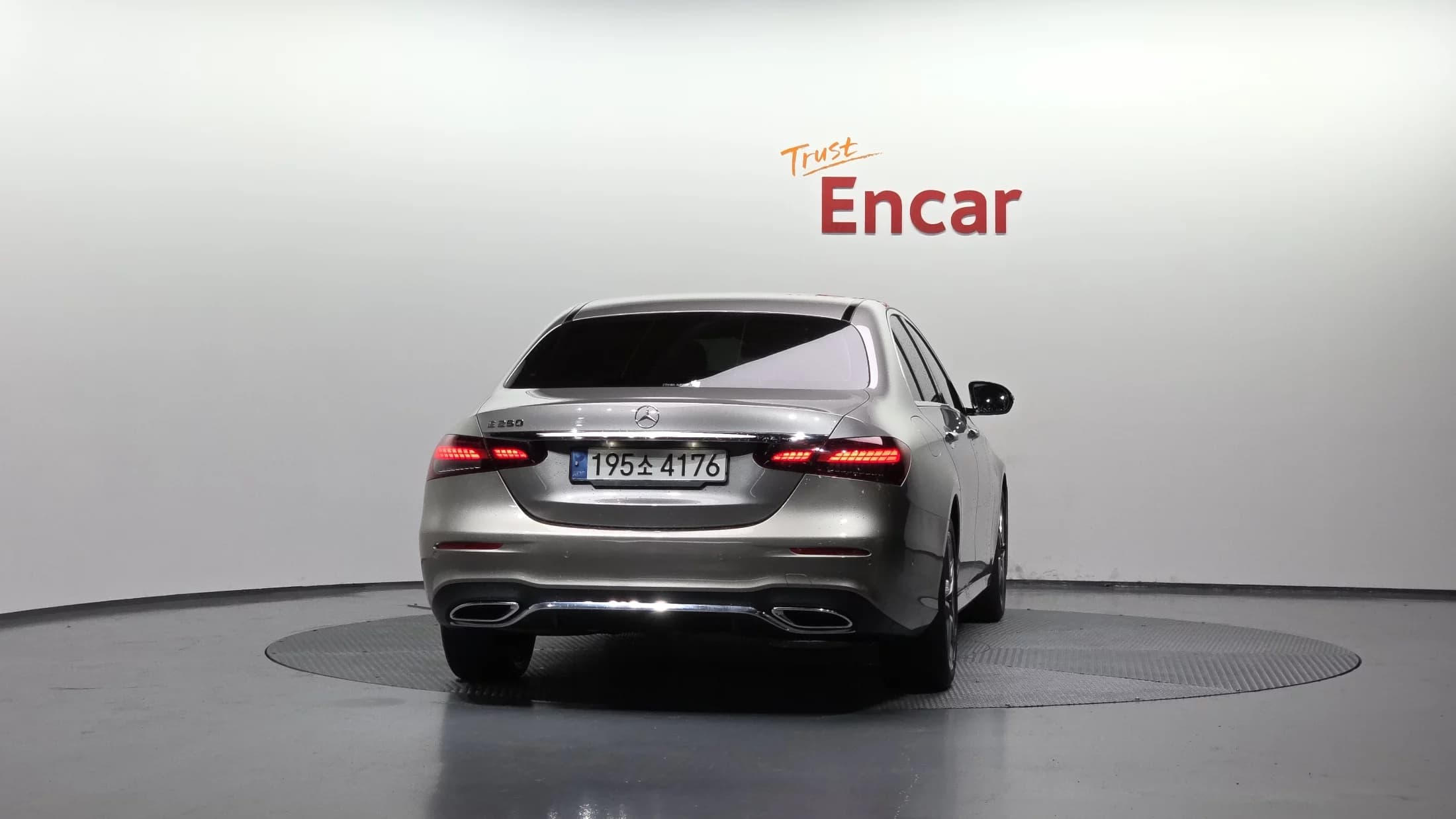 Mercedes-Benz E-Class E250 AMG Line, 2022 г. 31337 км. — фото 4