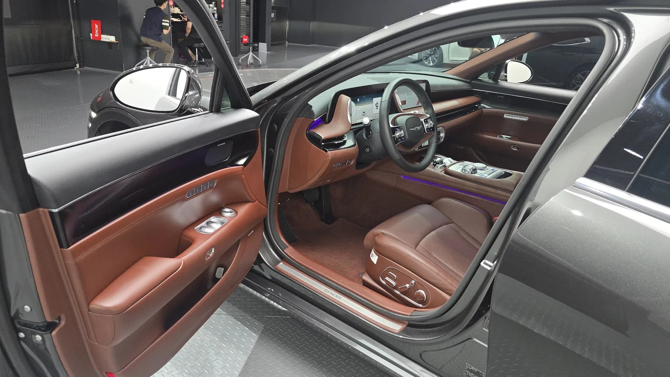Genesis G90 Gasoline 3.5 Turbo AWD, 2022 г. 14741 км. — фото 11