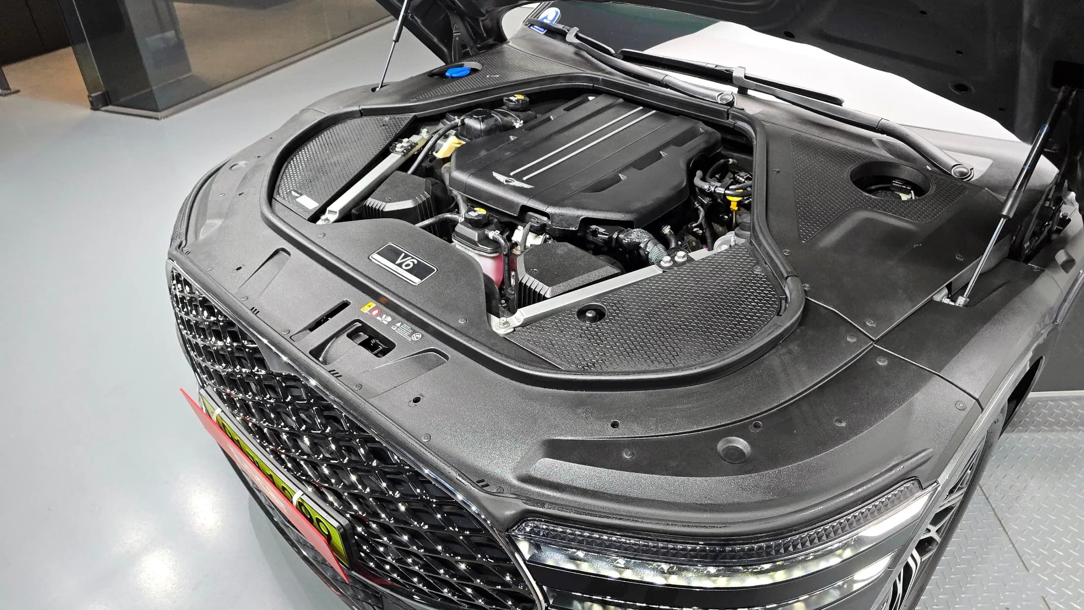 Genesis G90 Gasoline 3.5 Turbo AWD, 2022 г. 14741 км. — фото 6