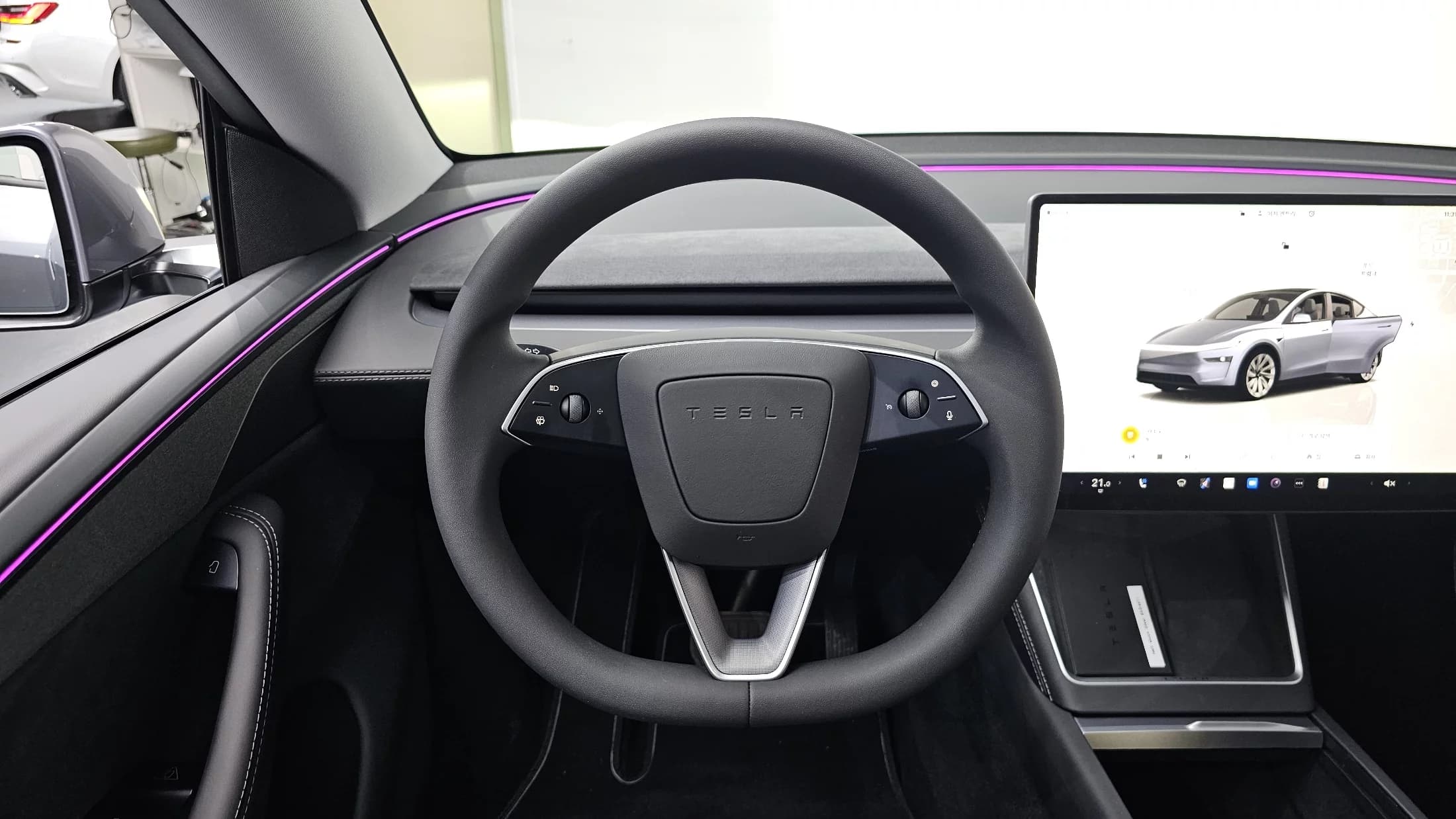 Tesla Model Y Long Range, электромобиль, 2025 г. 3489 км. — фото 13