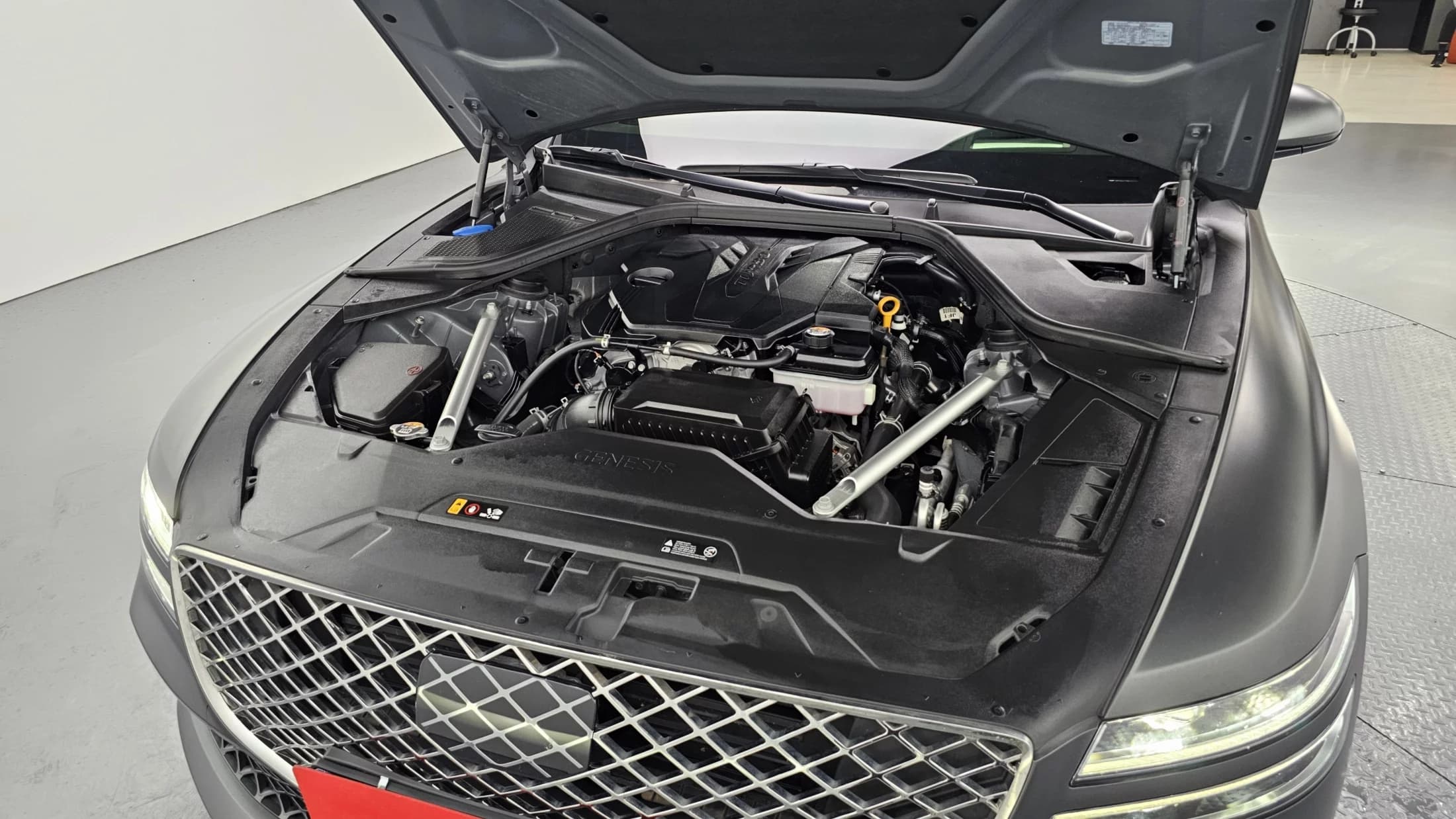 Genesis G80 Gasoline 2.5 Turbo 2WD, 2022 г. 32467 км. — фото 6