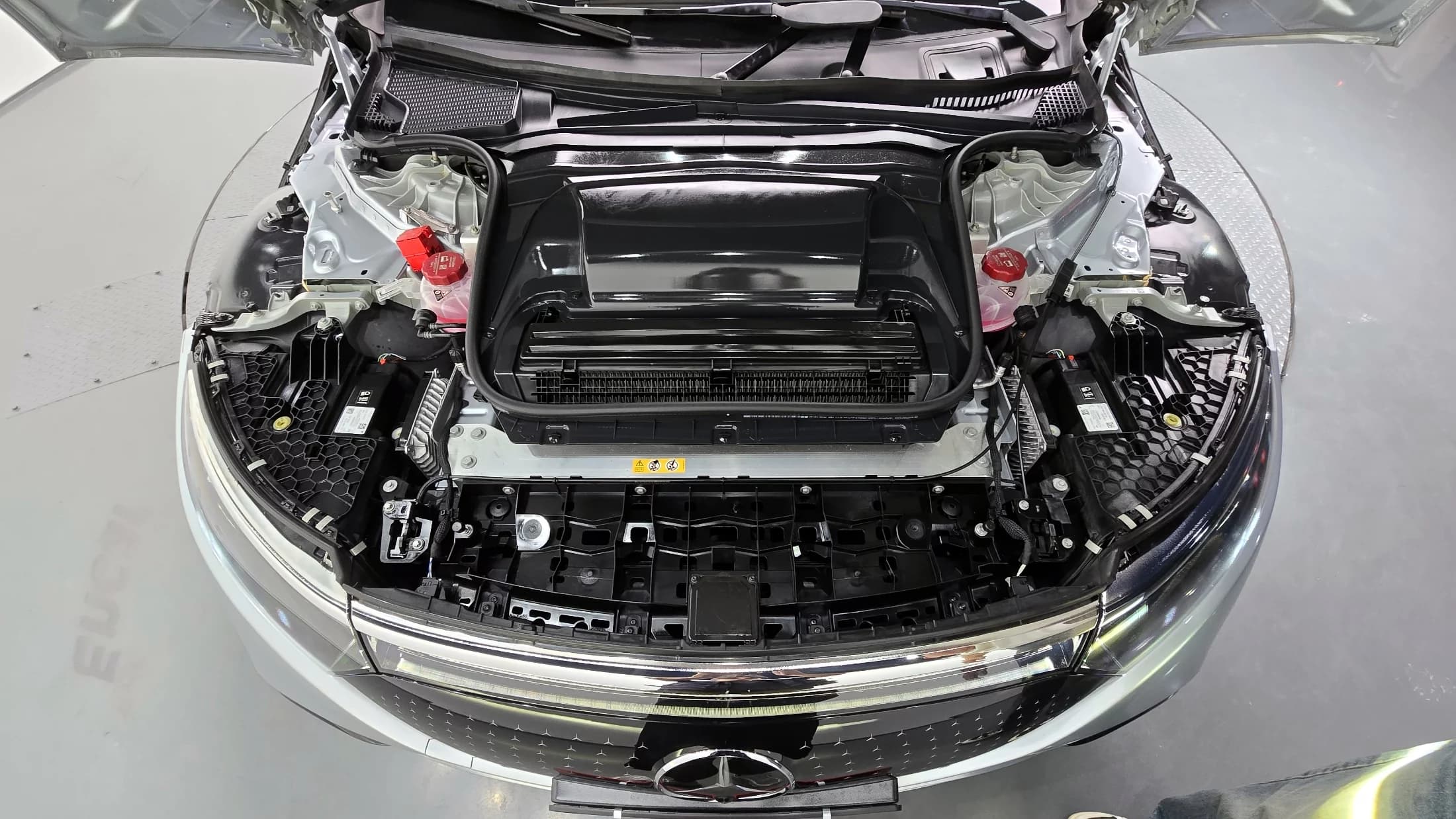 Mercedes-Benz EQS EQS350, электромобиль, 2022 г. 41068 км. — фото 6