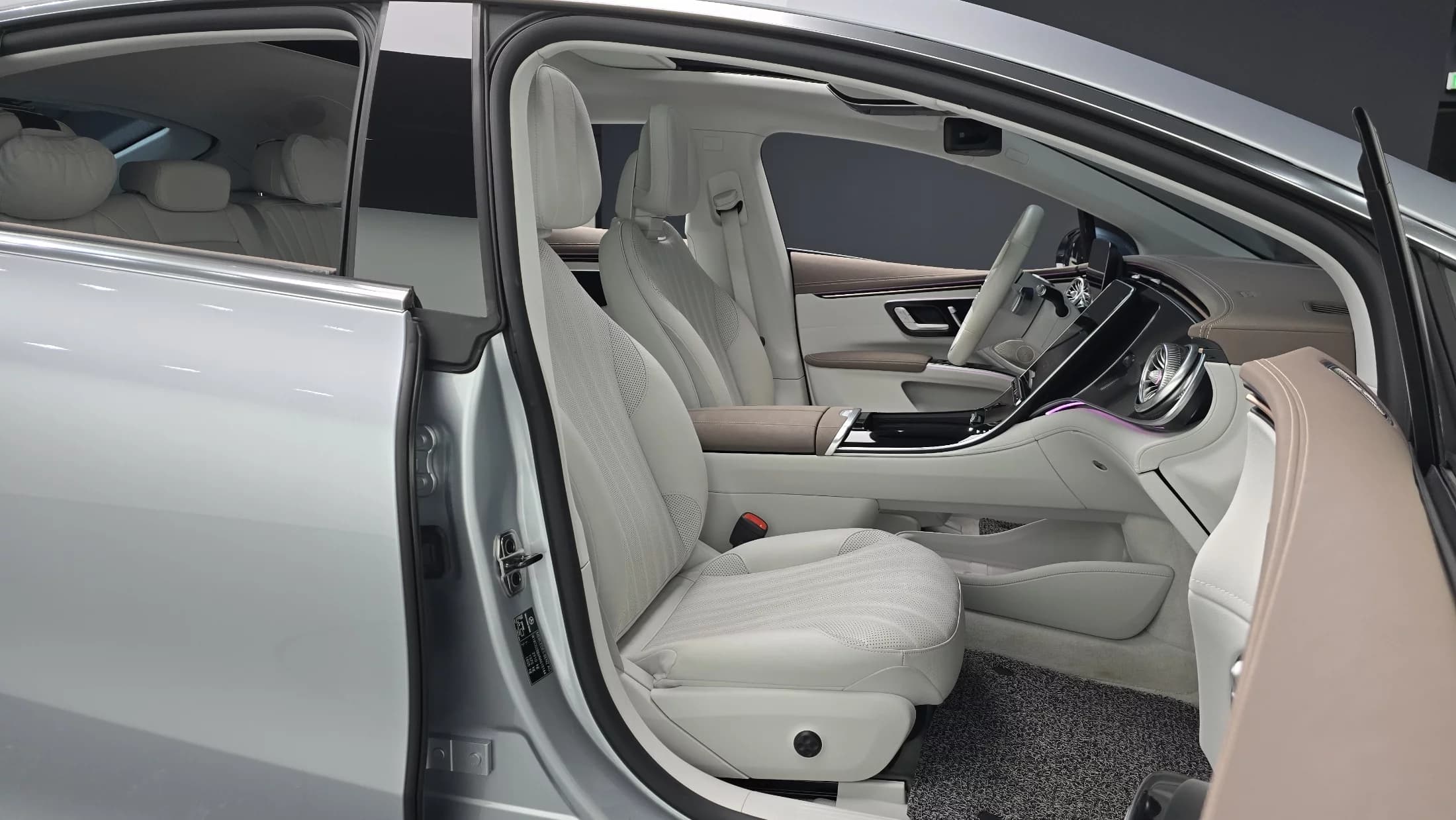 Mercedes-Benz EQS EQS350, электромобиль, 2022 г. 41068 км. — фото 10