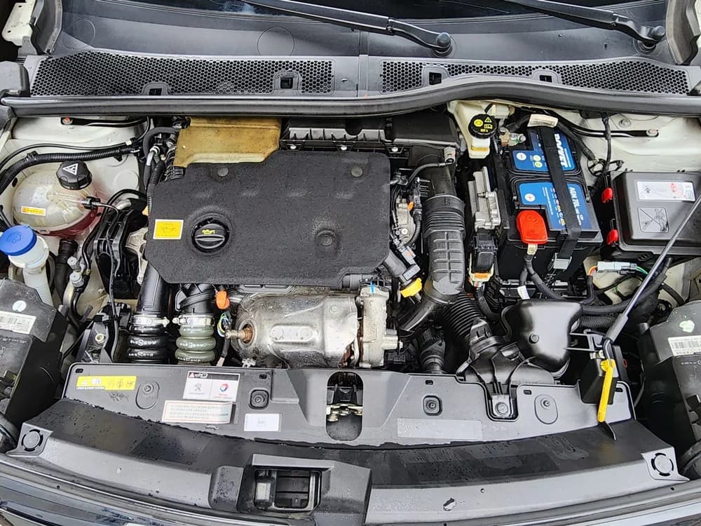 Peugeot 2008 1.5 BlueHDi GT Line, 2021 г. 60064 км. — фото 6