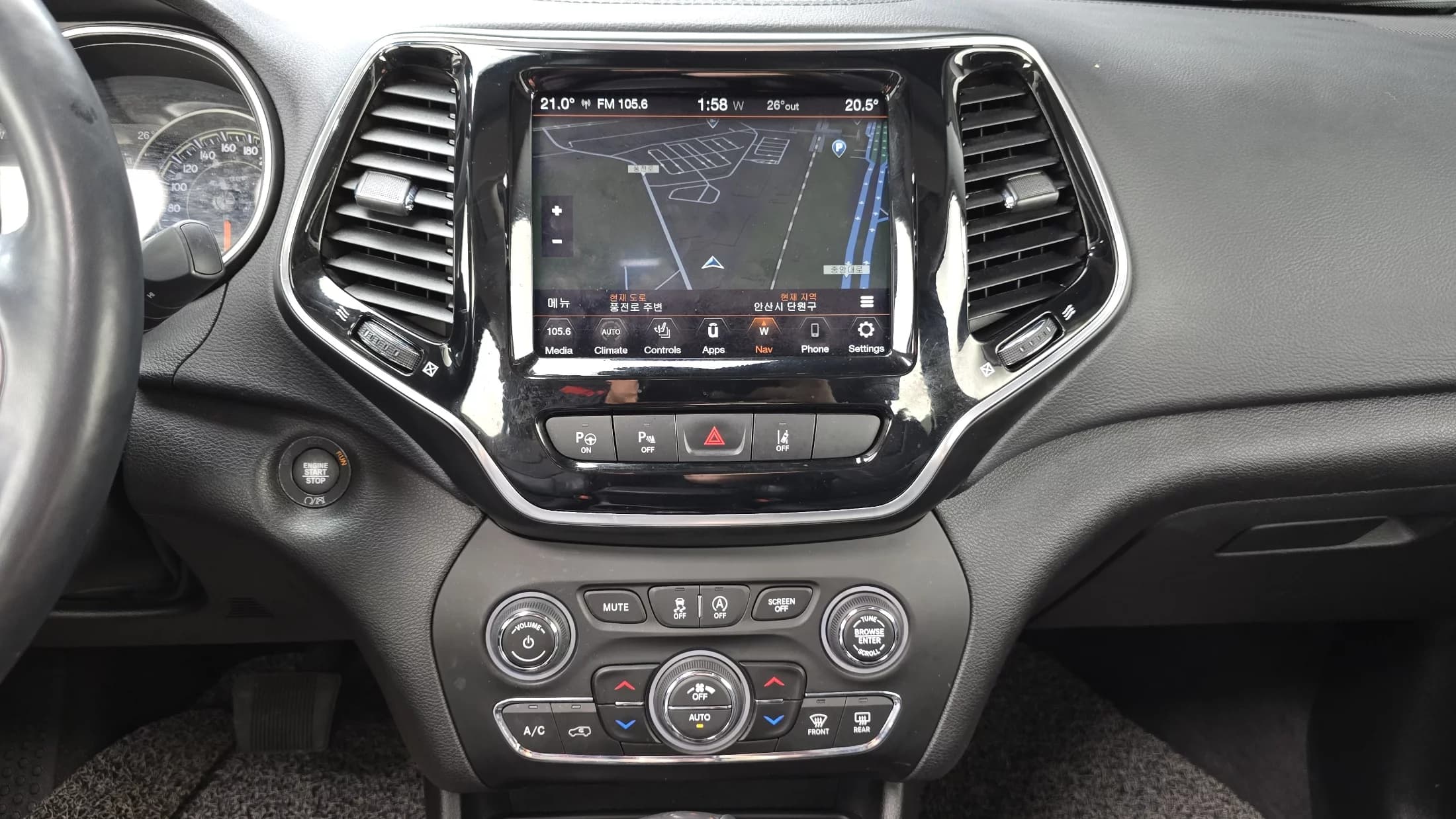 Jeep CHEROKEE 2.4 Limited AWD, 2021 г. 85657 км. — фото 16