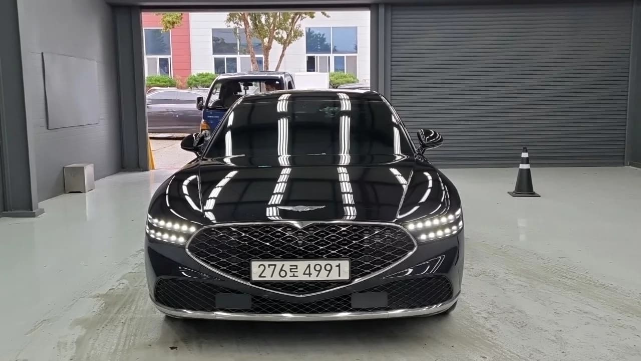 Genesis G90 Gasoline 3.5 Turbo AWD, 2022 г. 93198 км. — фото 3