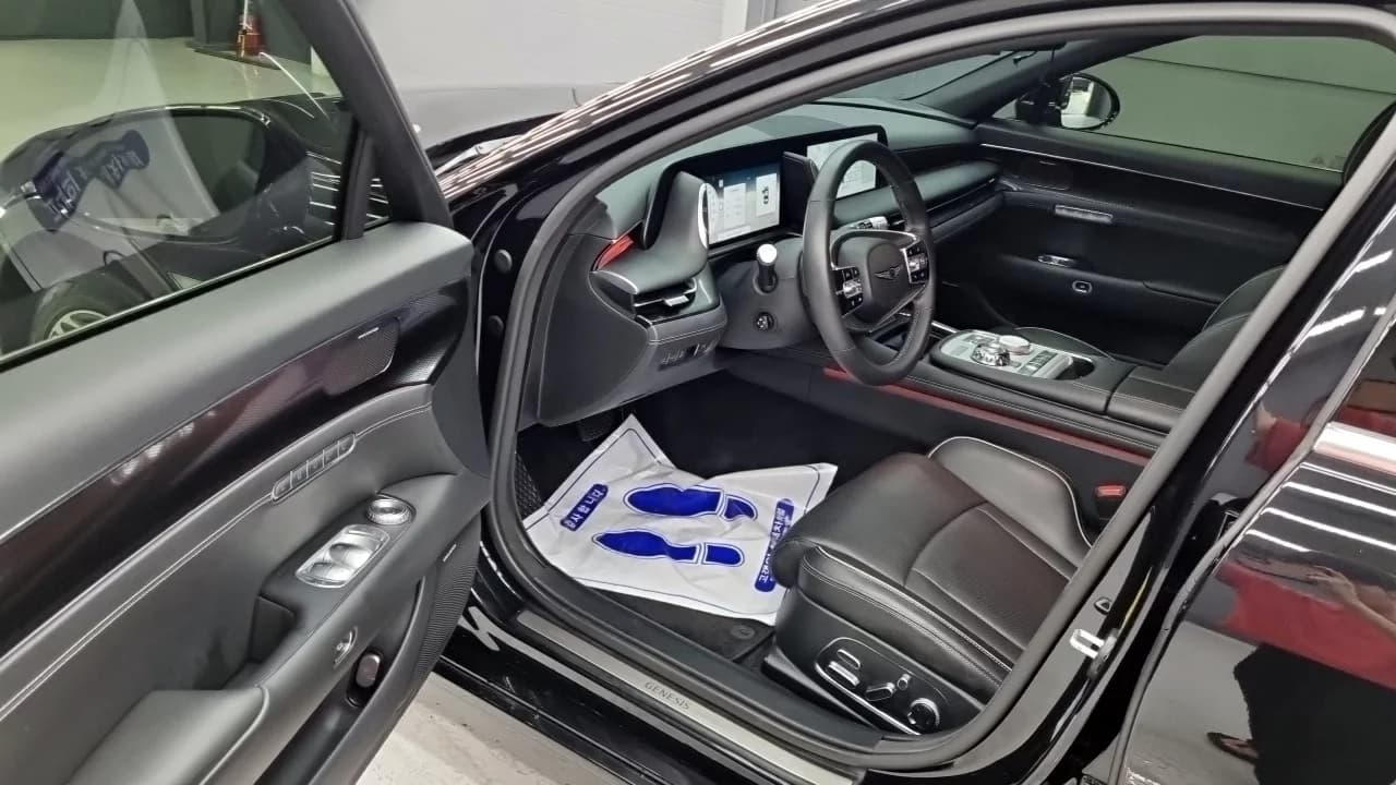 Genesis G90 Gasoline 3.5 Turbo AWD, 2022 г. 93198 км. — фото 10
