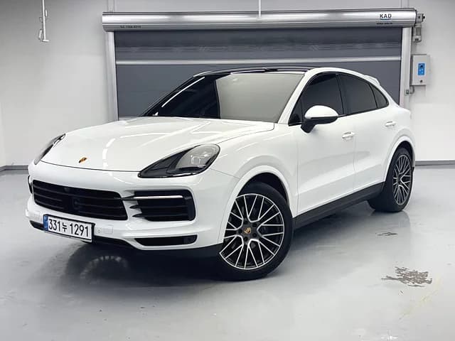 Porsche CAYENNE 3.0 Coupe, 2023 г. 50462 км. — фото 20