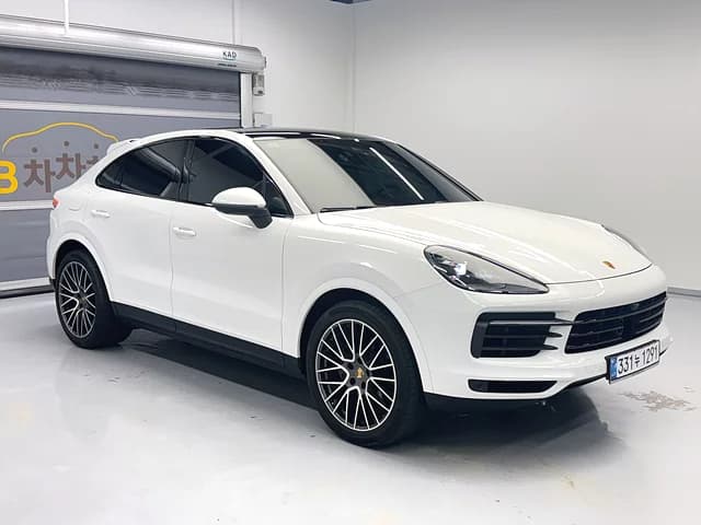 Porsche CAYENNE 3.0 Coupe, 2023 г. 50462 км. — фото 4