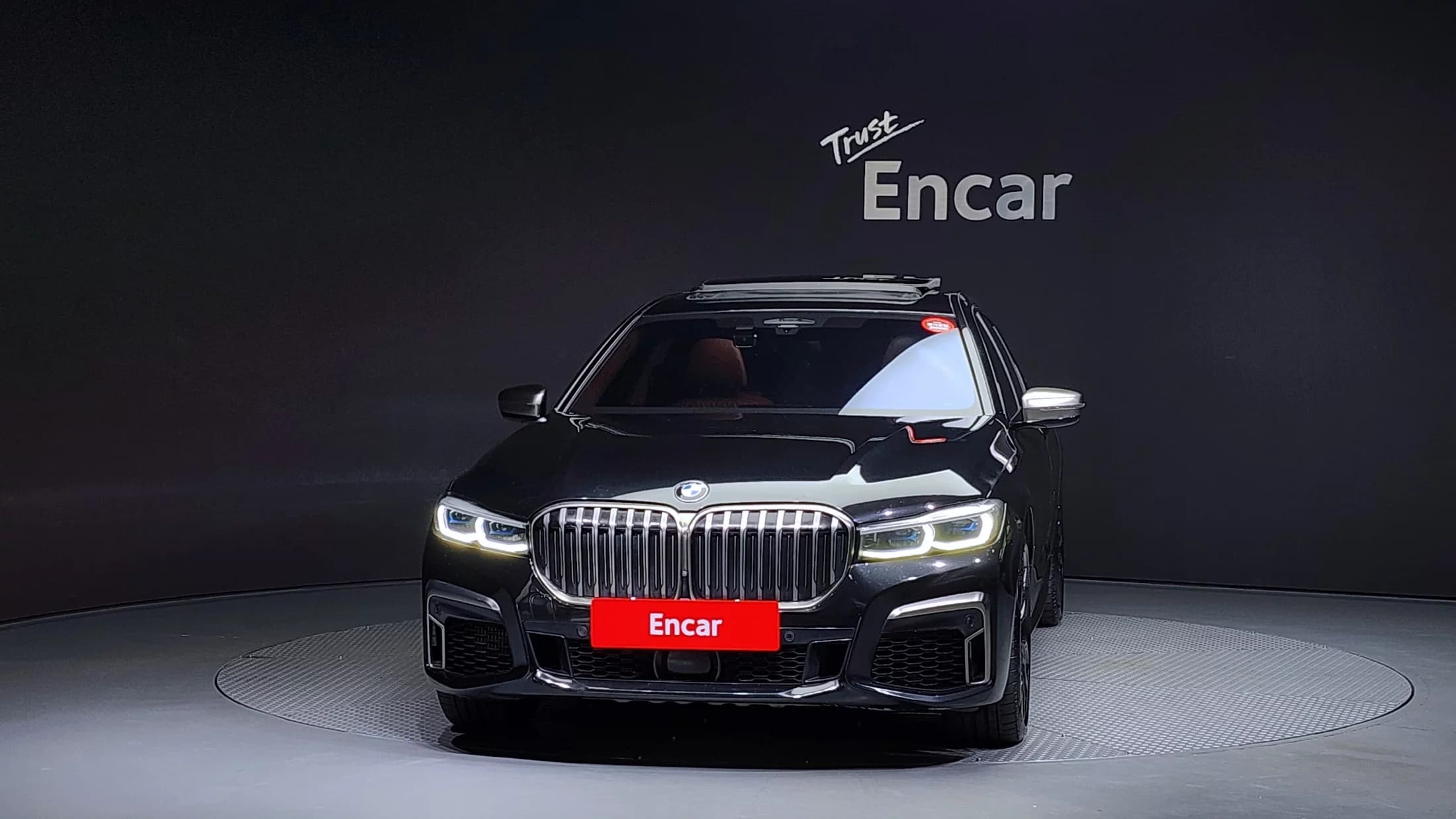 BMW 7-Series M760Li xDrive, 2021 г. 193494 км. — фото 3