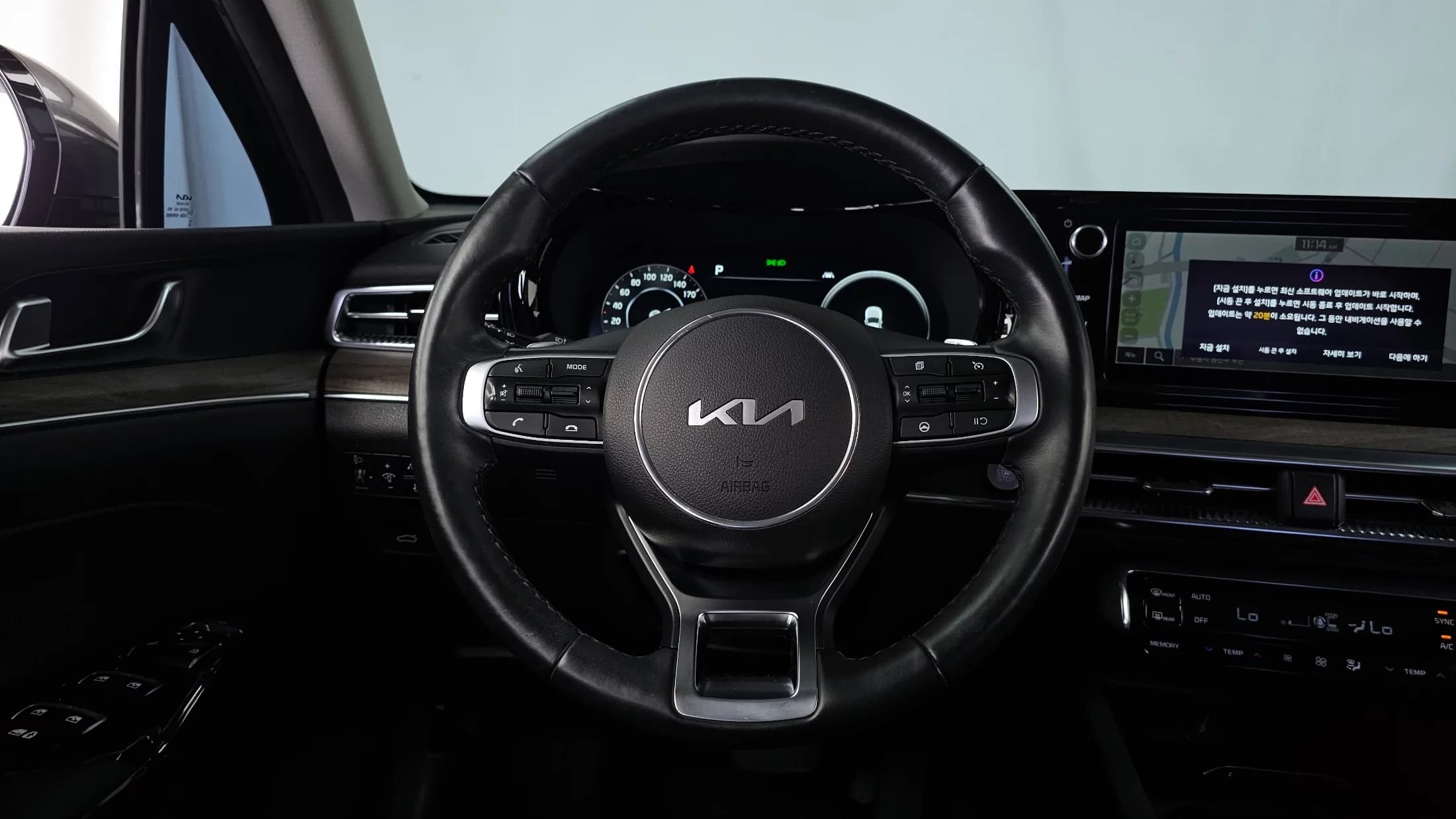 Kia K5 (Киа Оптима) 2.0 Noblesse, 2023 г. 42653 км. — фото 13