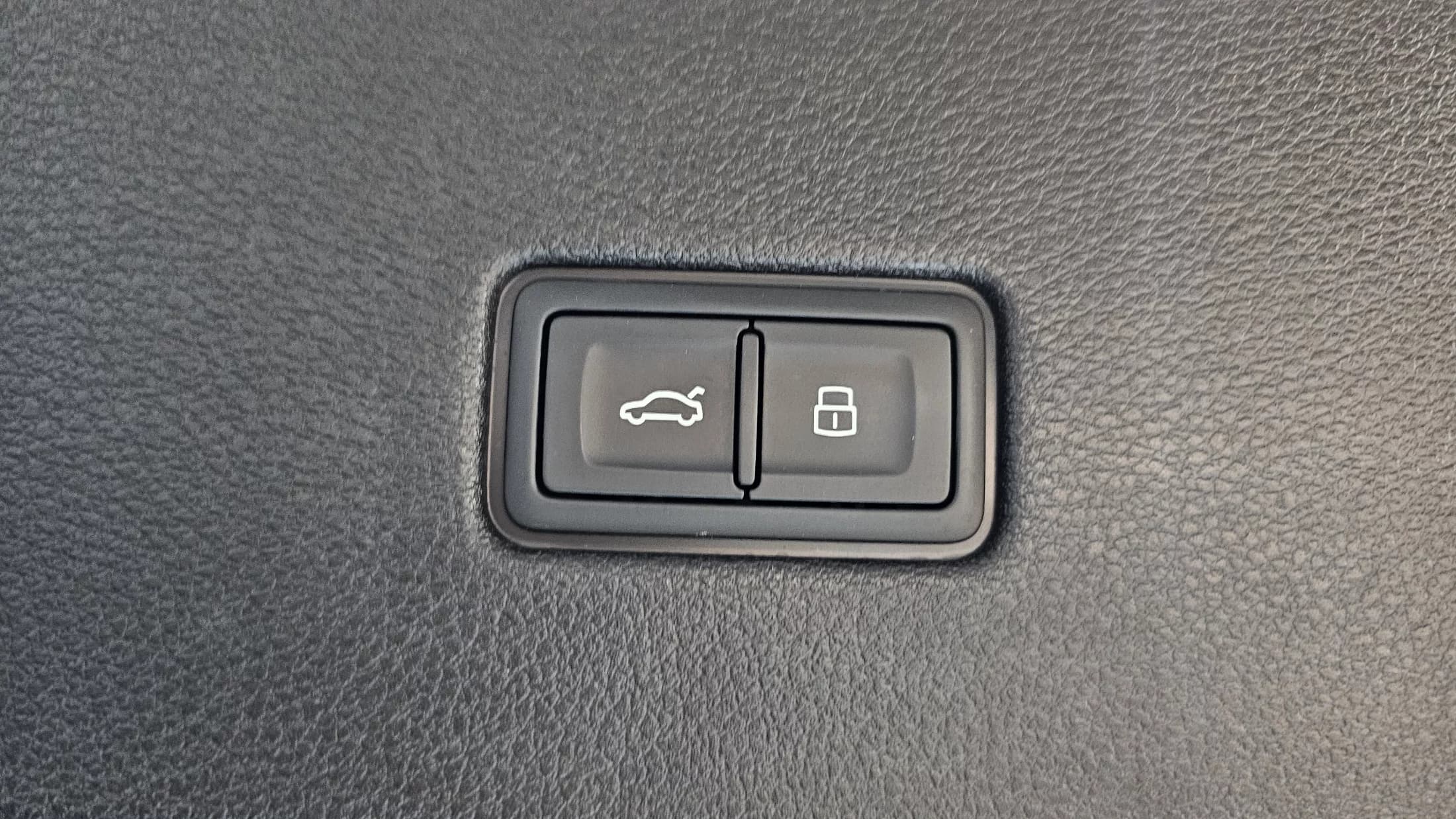 Audi RS Q8 4.0 TFSI Quattro, 2023 г. 38543 км. — фото 20
