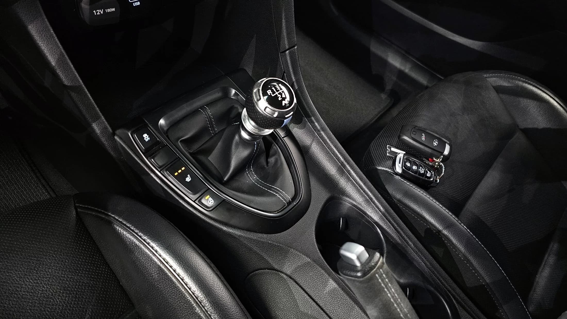 Hyundai Veloster 2.0 N, 2021 г. 82613 км. — фото 9