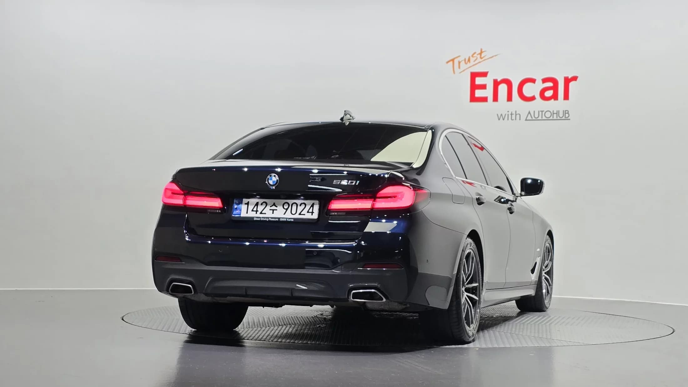 BMW 5-Series 520i M Sport, 2023 г. 29727 км. — фото 4