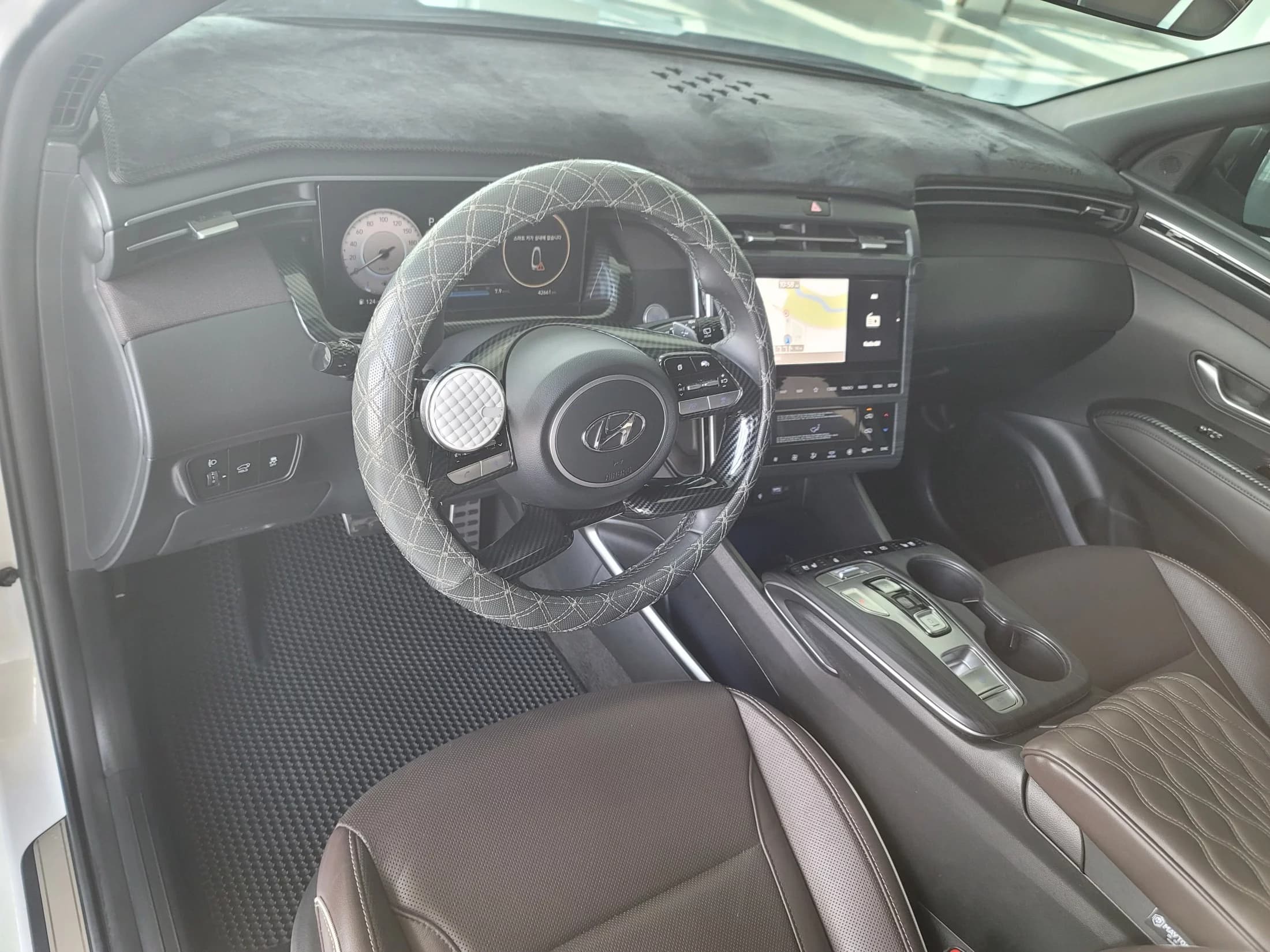 Hyundai Tucson Gasoline 1.6 Turbo 2WD Inspiration, 2023 г. 42651 км. — фото 16