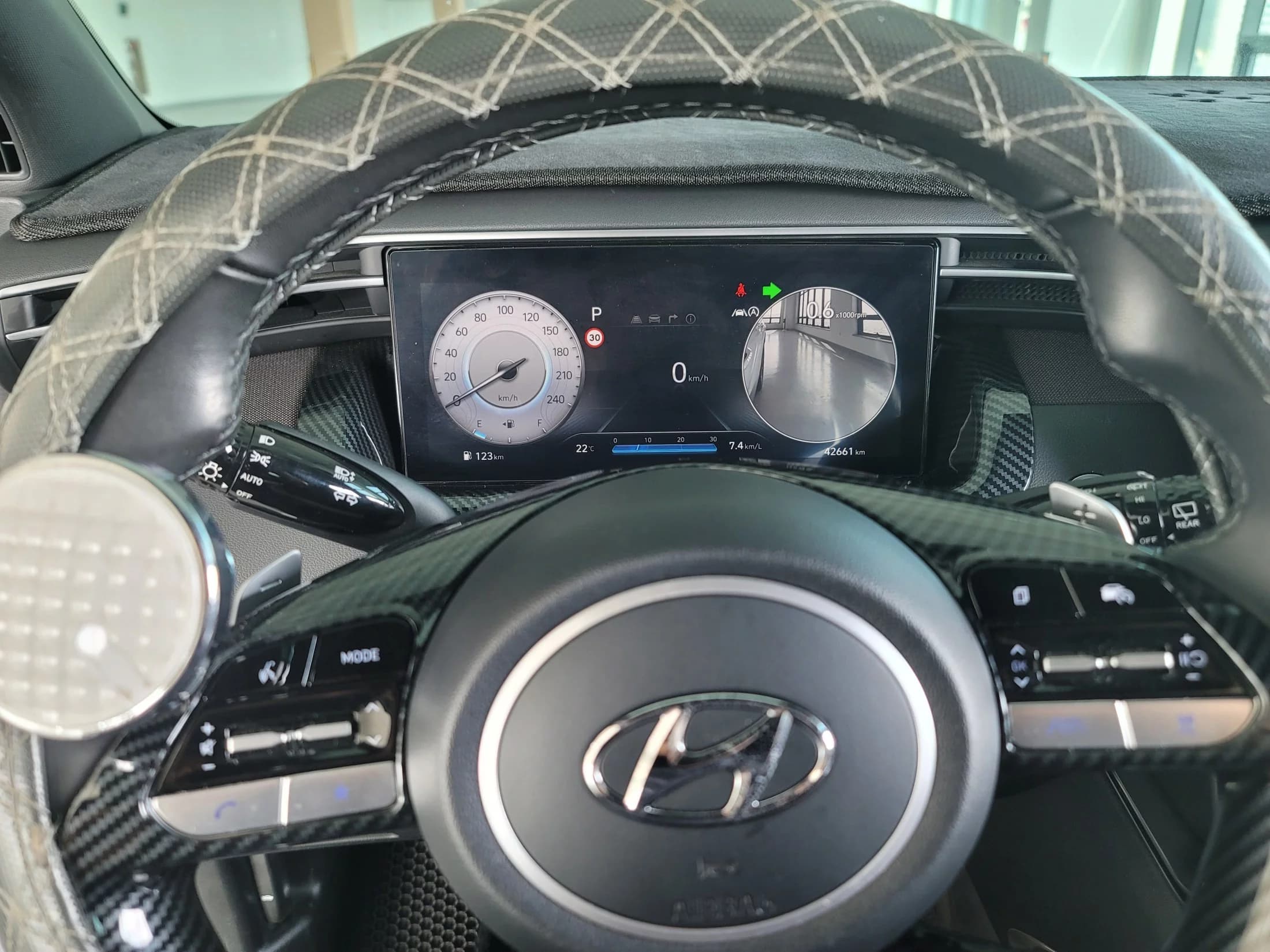 Hyundai Tucson Gasoline 1.6 Turbo 2WD Inspiration, 2023 г. 42651 км. — фото 17
