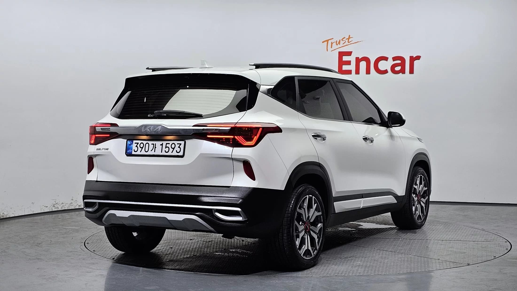 Kia Seltos Gasoline 1.6 Turbo 2WD Signature, 2021 г. 19452 км. — фото 2