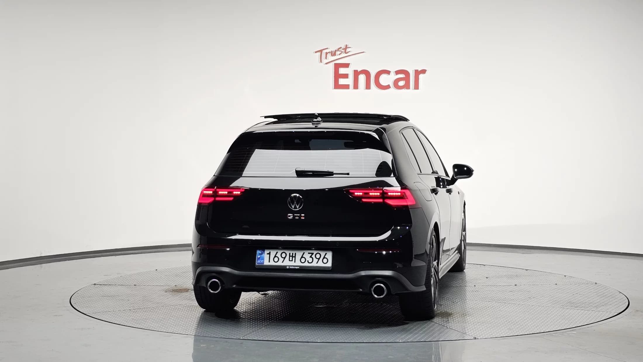 Volkswagen GOLF 2.0 GTI, 2024 г. 5703 км. — фото 4