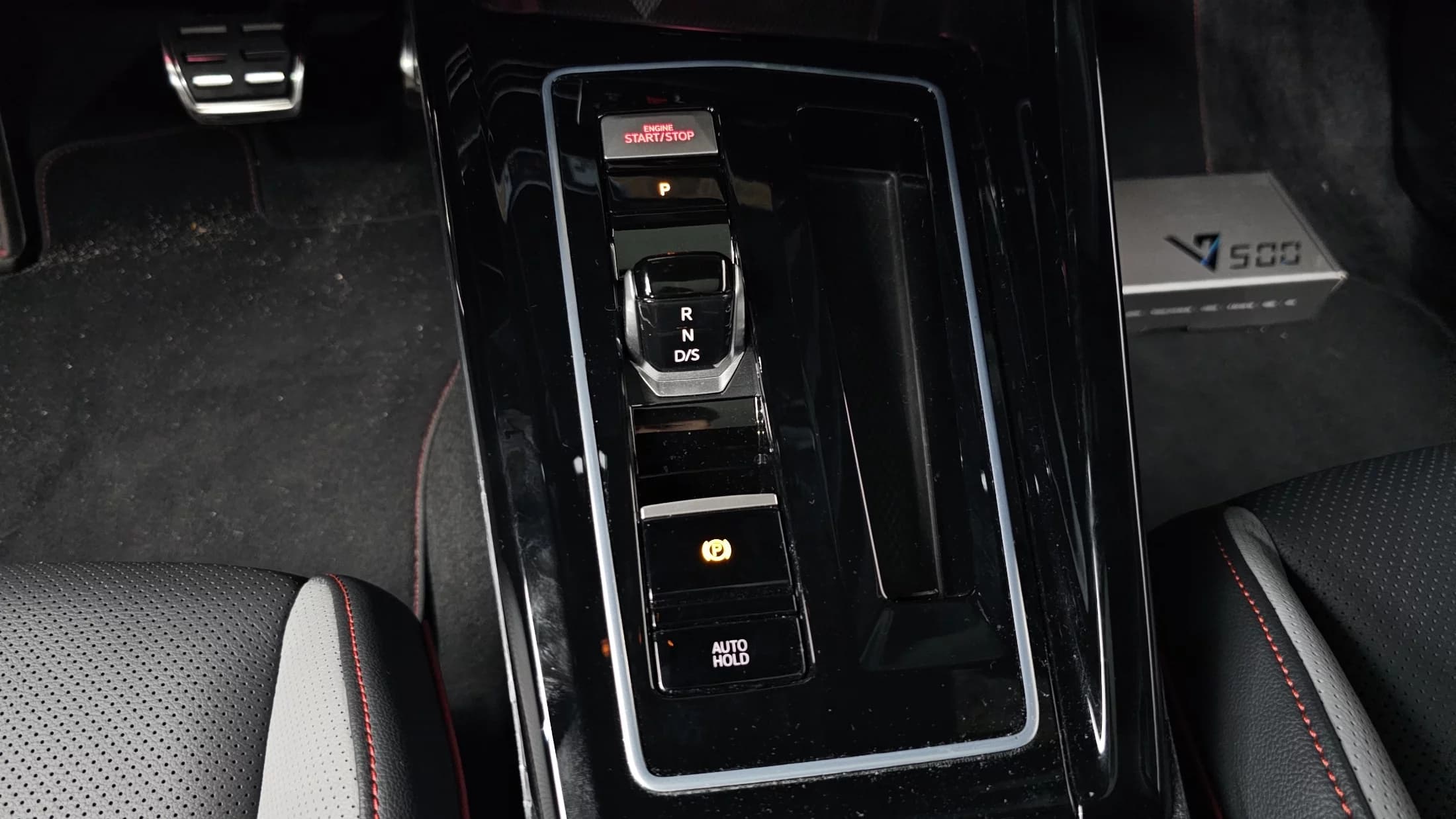 Volkswagen GOLF 2.0 GTI, 2024 г. 5703 км. — фото 9