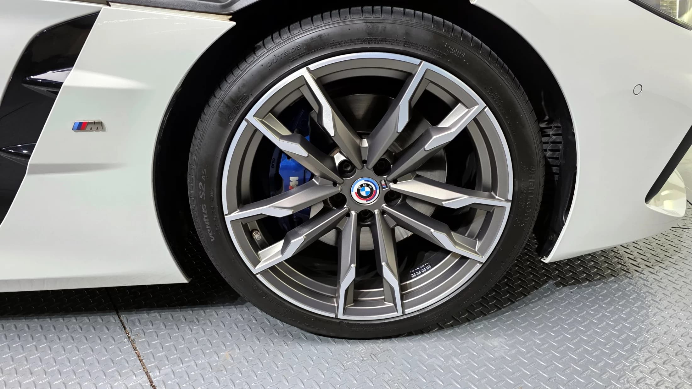 BMW Z4 M40i, 2023 г. 56441 км. — фото 5
