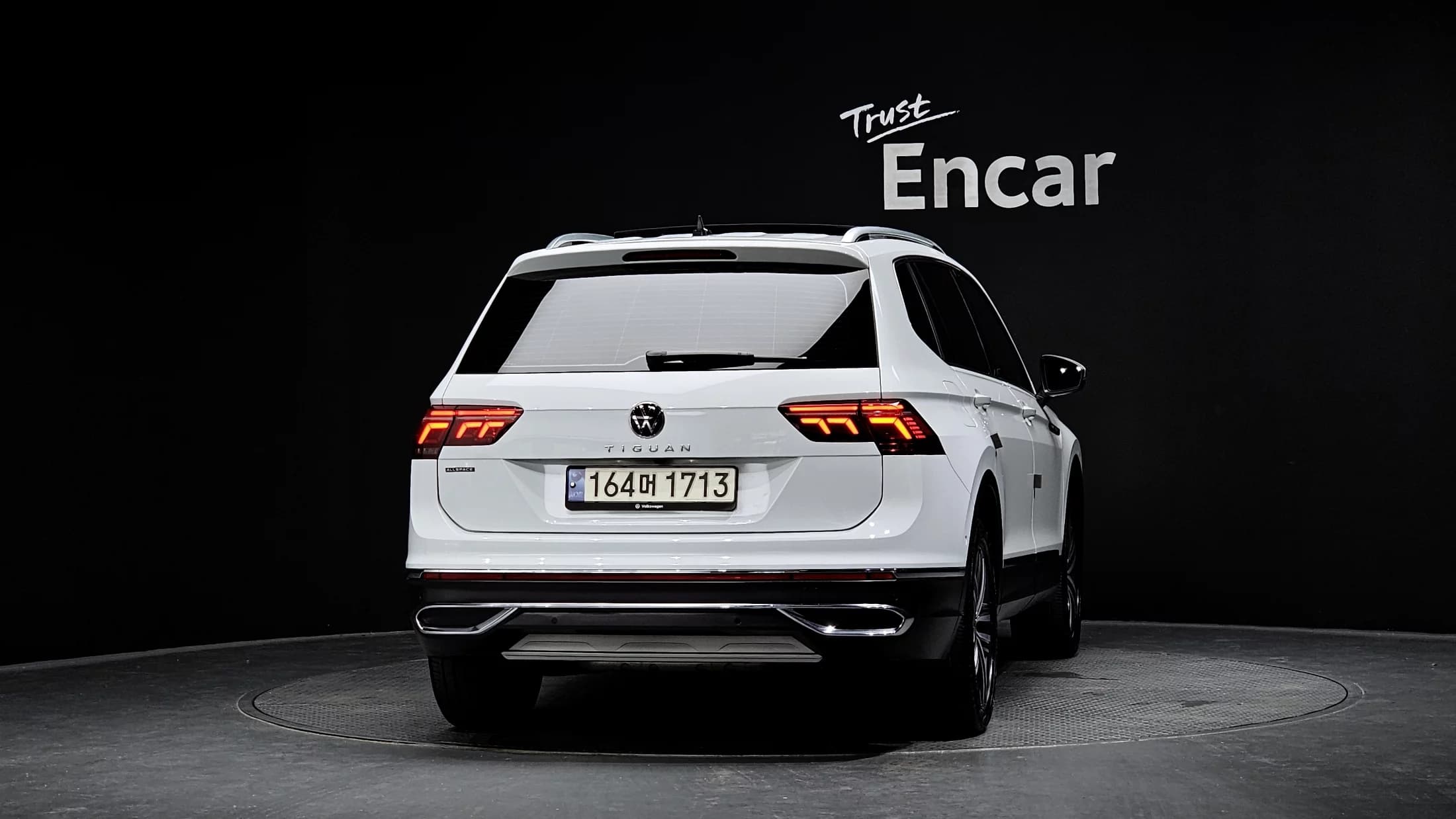 Volkswagen TIGUAN 2.0 TSI Prestige, 2023 г. 44306 км. — фото 4