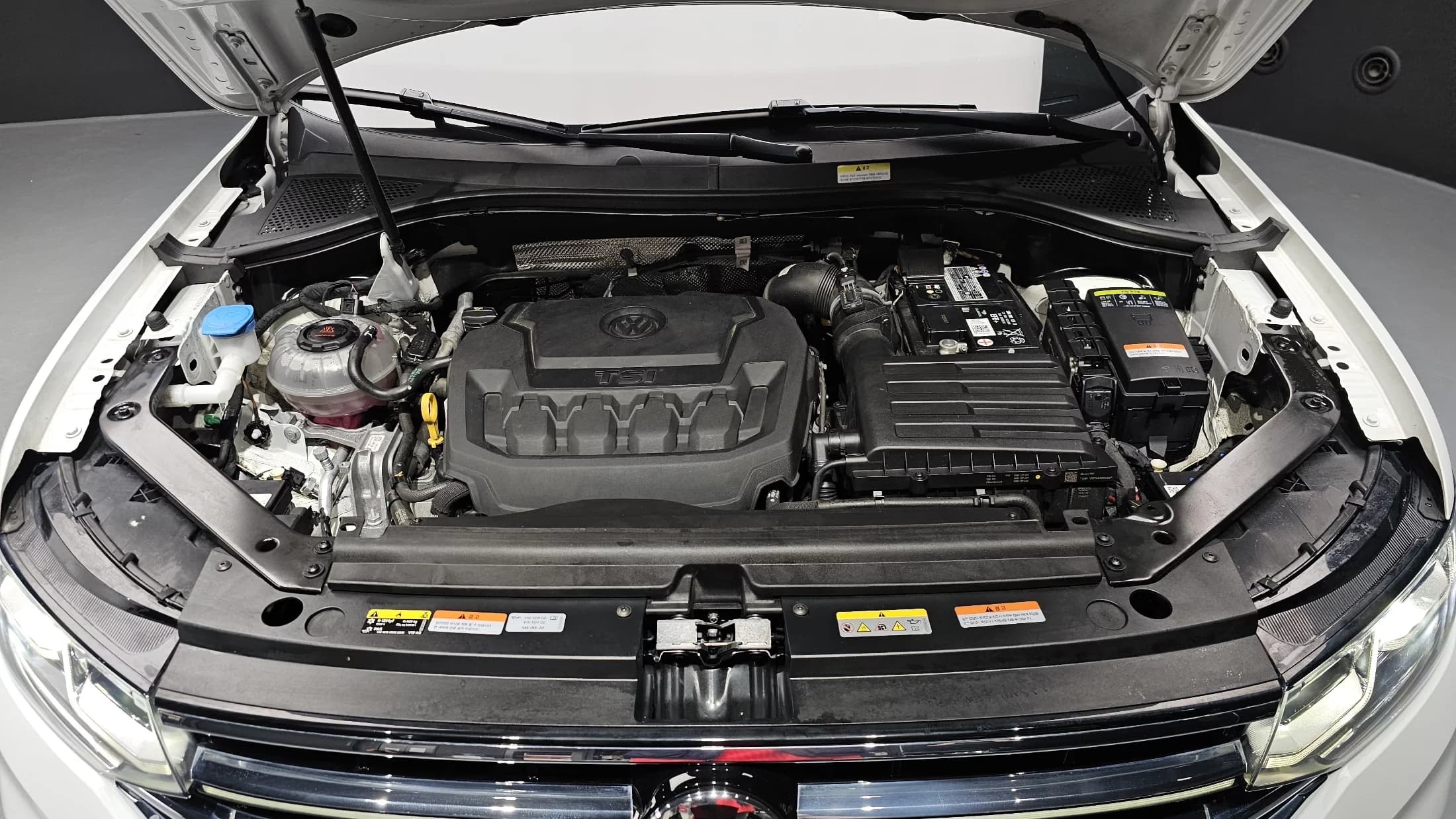 Volkswagen TIGUAN 2.0 TSI Prestige, 2023 г. 44306 км. — фото 6