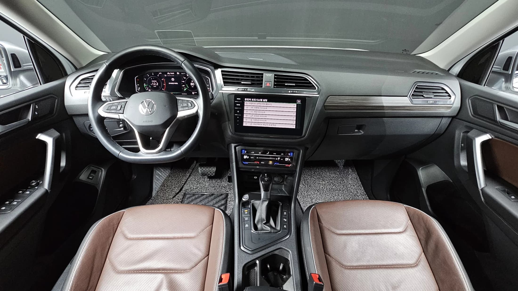 Volkswagen TIGUAN 2.0 TSI Prestige, 2023 г. 44306 км. — фото 7