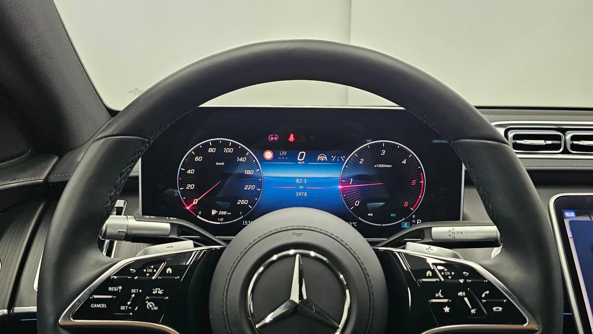 Mercedes-Benz S-Class S350 d 4MATIC, 2024 г. 4092 км. — фото 8
