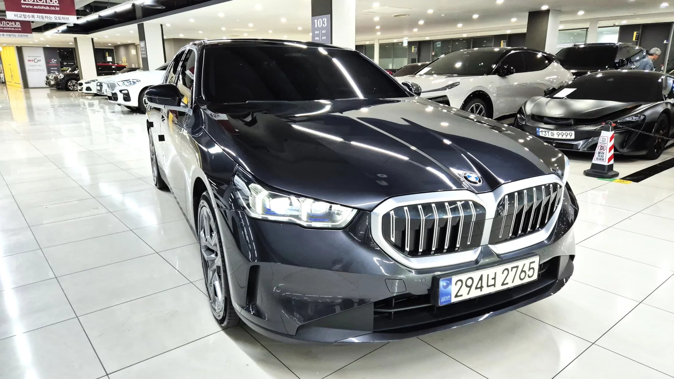 BMW 5-Series 530i xDrive, 2024 г. 11602 км. — фото 2