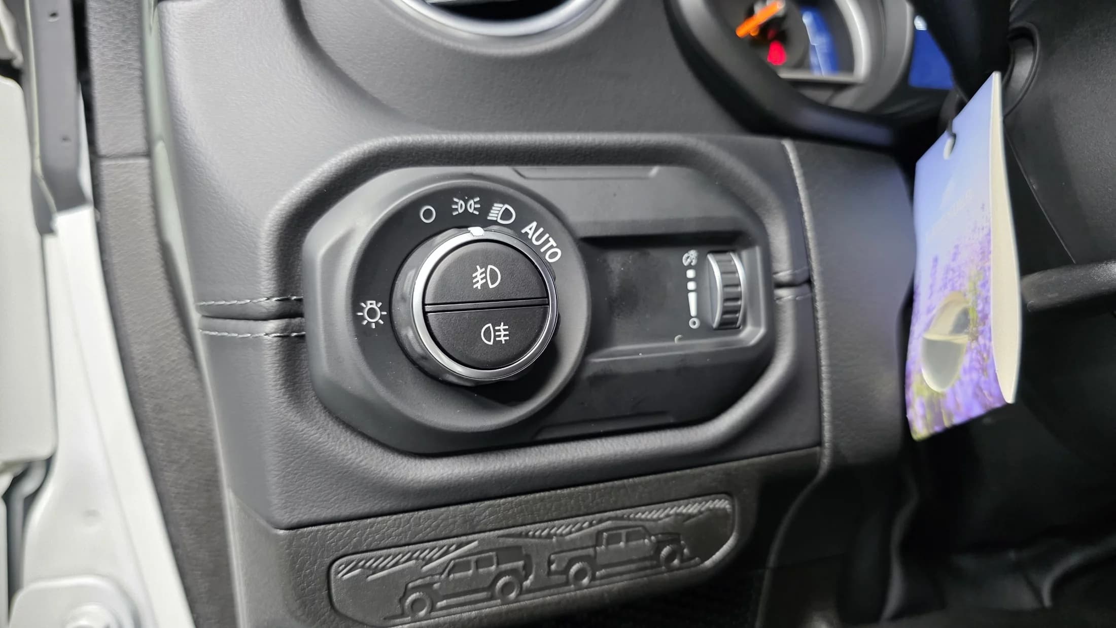 Jeep WRANGLER 2.0 Sahara 4Door, 2024 г. 4484 км. — фото 13