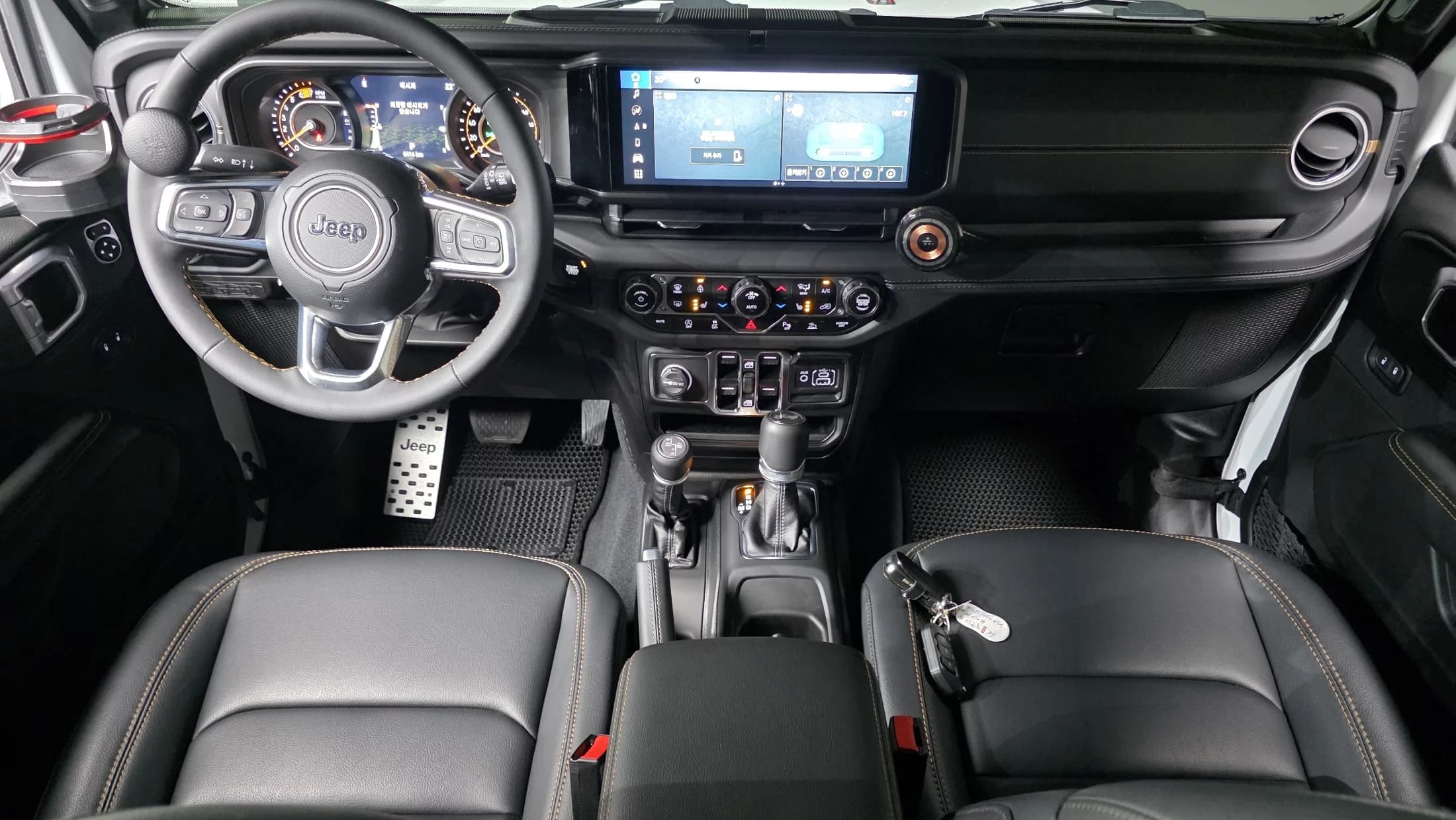 Jeep WRANGLER 2.0 Sahara 4Door, 2024 г. 4484 км. — фото 7