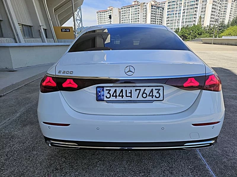 Mercedes-Benz E-Class E200 Avantgarde, 2024 г. 2243 км. — фото 2